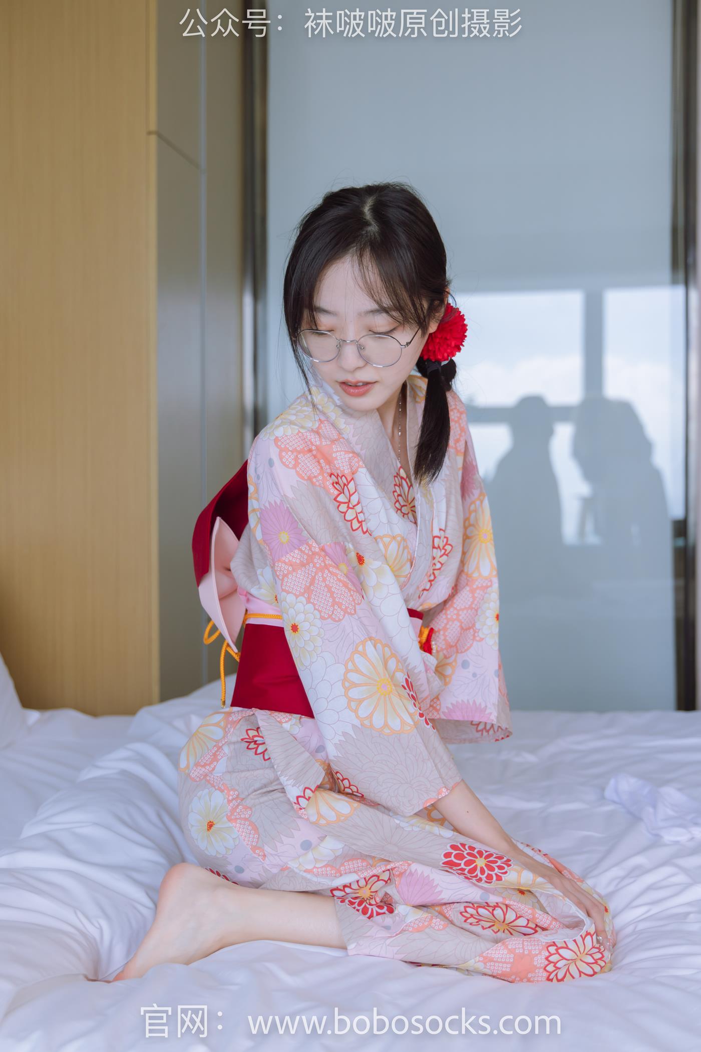 图片[78]-[BoBoSocks袜啵啵]NO.137 稚予-木屐、分指白棉袜、裸足、和风浴衣 (2) [90P] – 速更版-美库