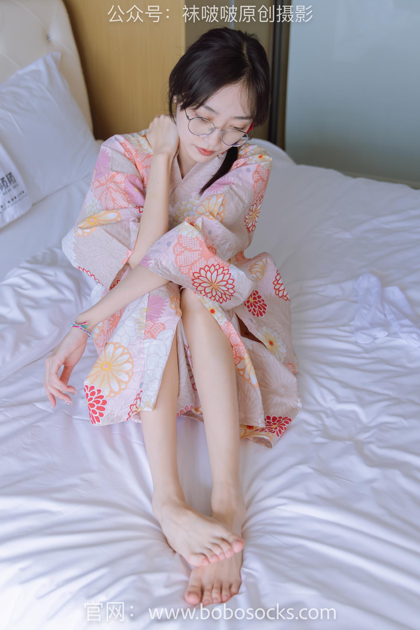 图片[85]-[BoBoSocks袜啵啵]NO.137 稚予-木屐、分指白棉袜、裸足、和风浴衣 (2) [90P] – 速更版-美库