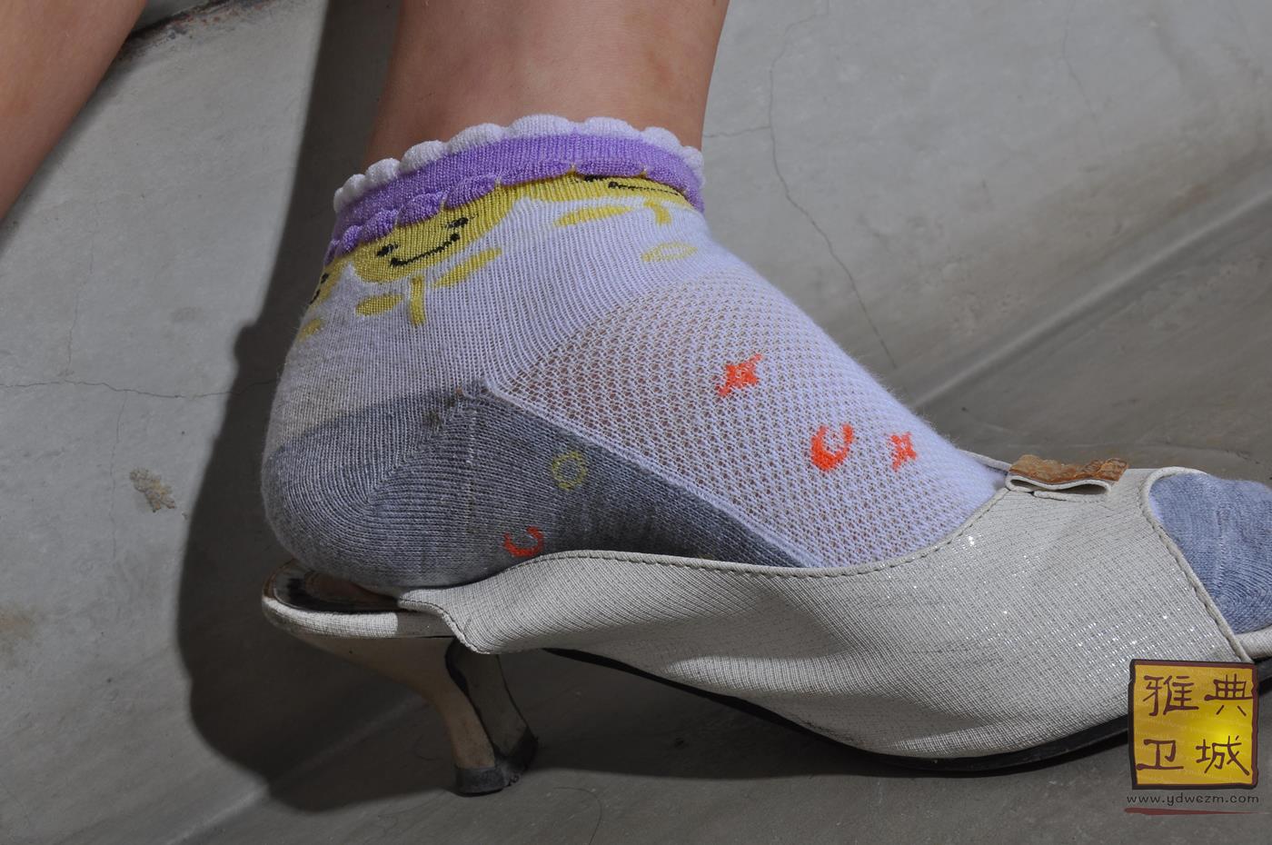 图片[10]-雅典卫城  楼梯间发呆的小姐姐 2010-005 (1) [84P] – 速更版-美库