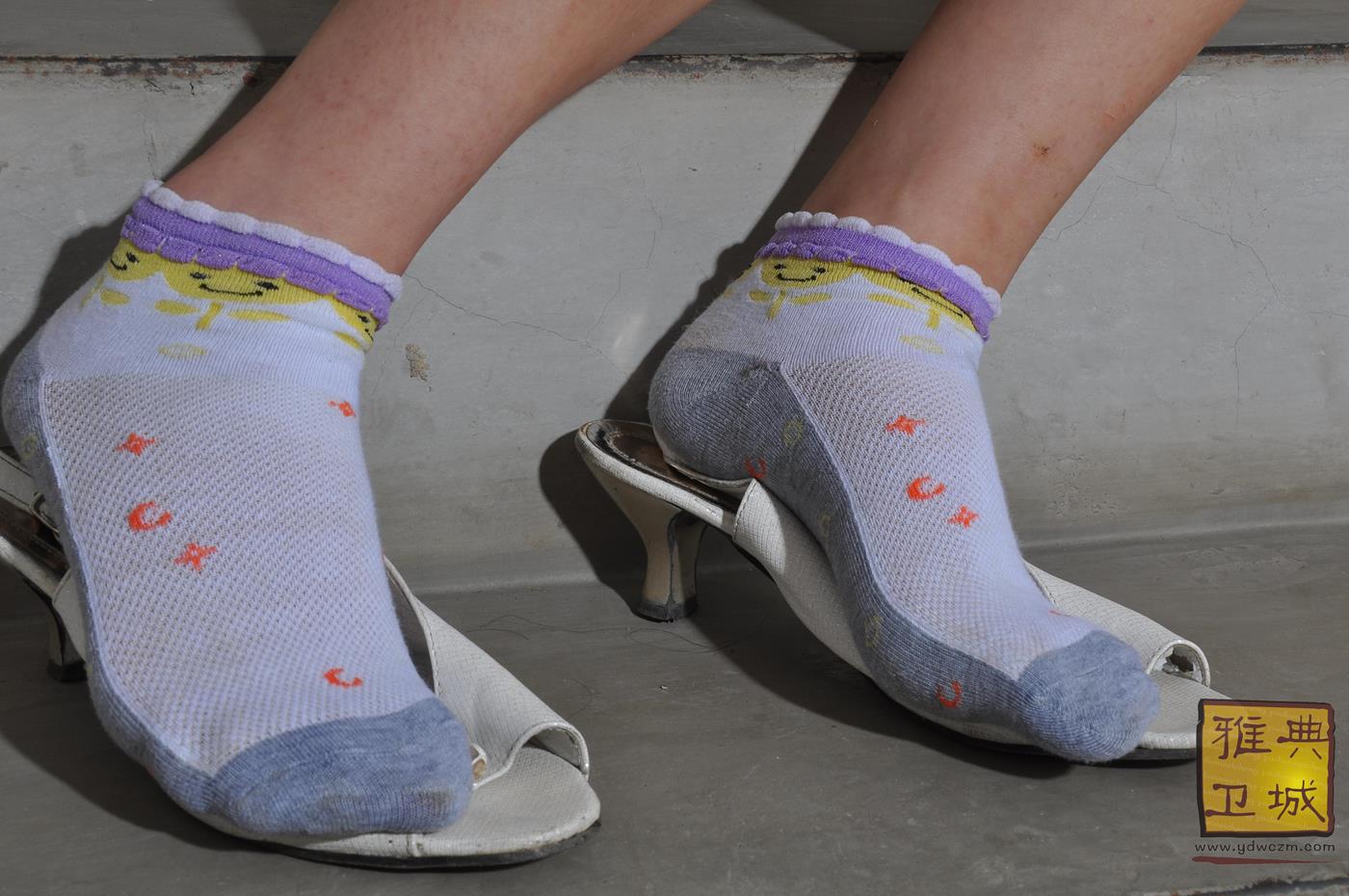 图片[19]-雅典卫城  楼梯间发呆的小姐姐 2010-005 (1) [84P] – 速更版-美库