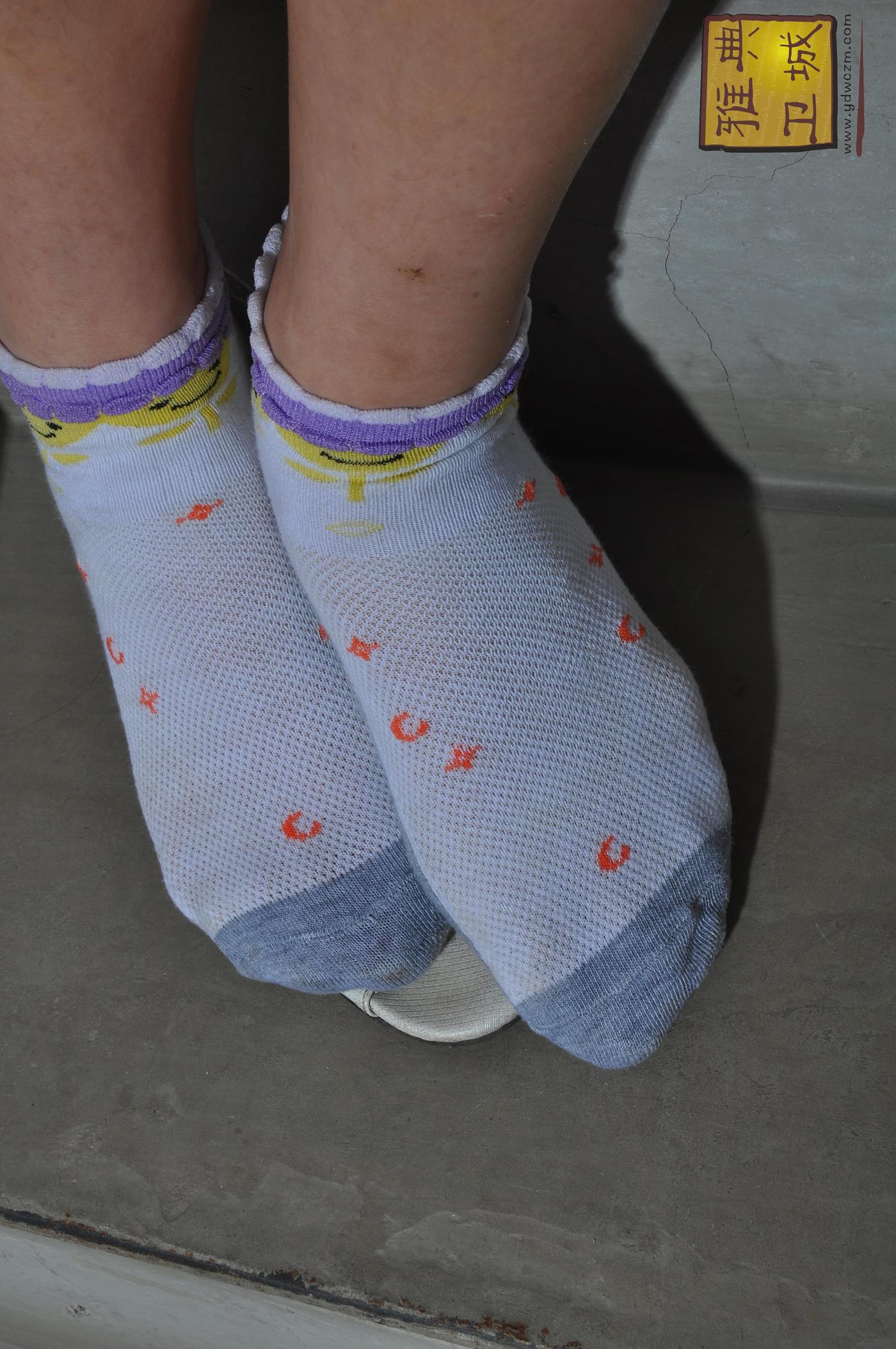 图片[32]-雅典卫城  楼梯间发呆的小姐姐 2010-005 (1) [84P] – 速更版-美库