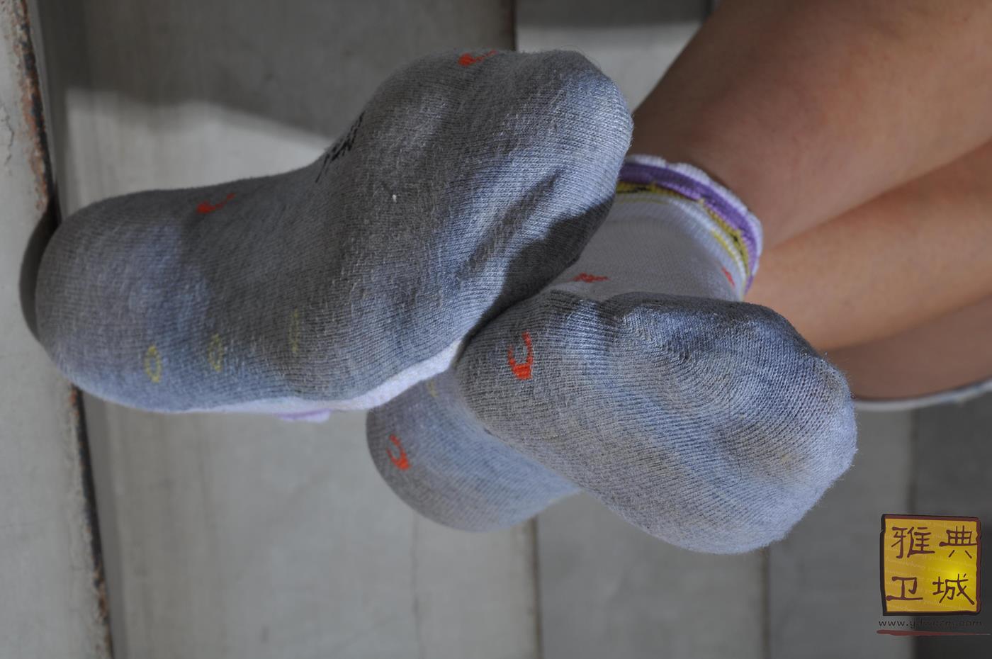 图片[65]-雅典卫城  楼梯间发呆的小姐姐 2010-005 (1) [84P] – 速更版-美库