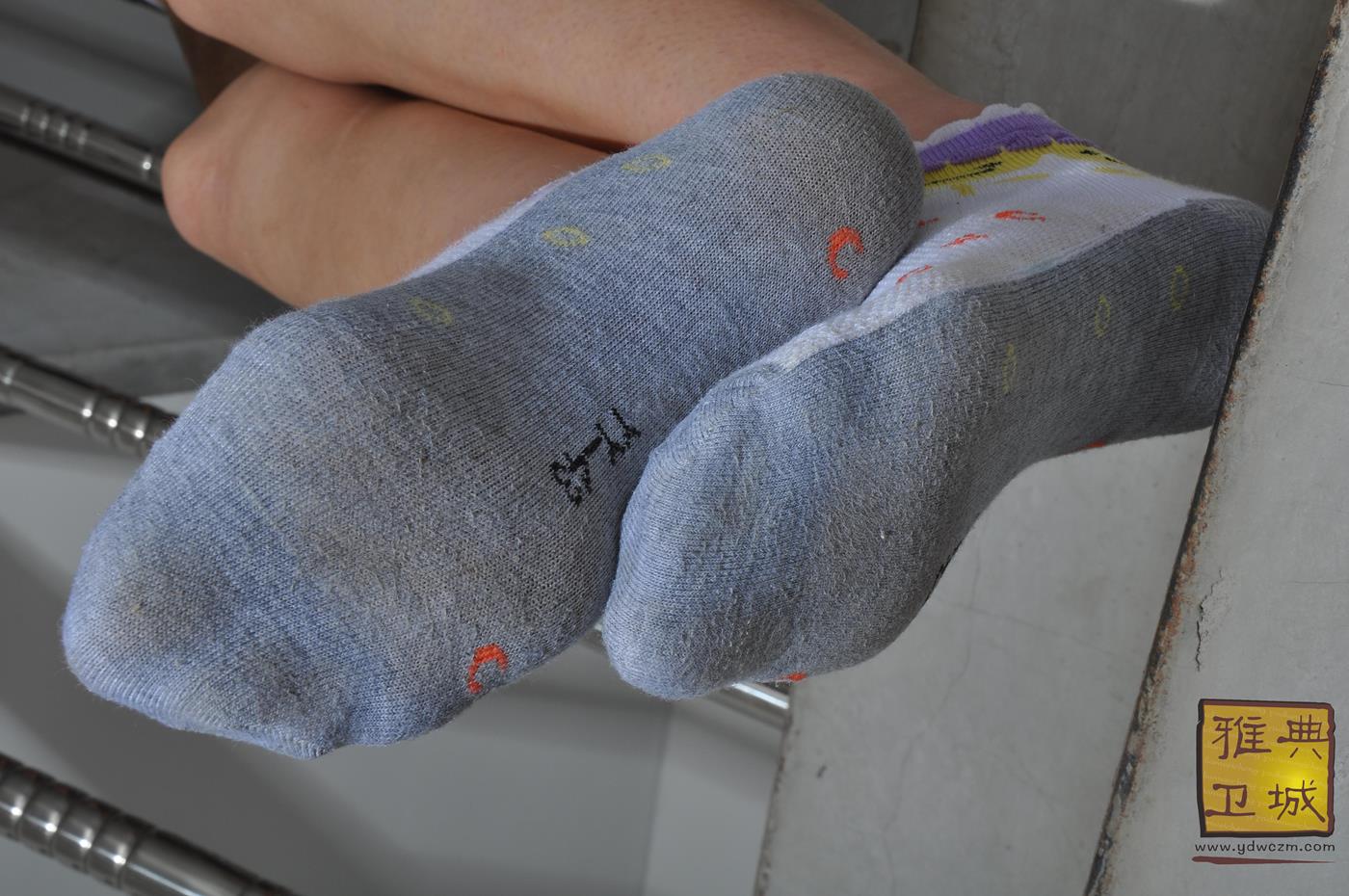 图片[68]-雅典卫城  楼梯间发呆的小姐姐 2010-005 (1) [84P] – 速更版-美库