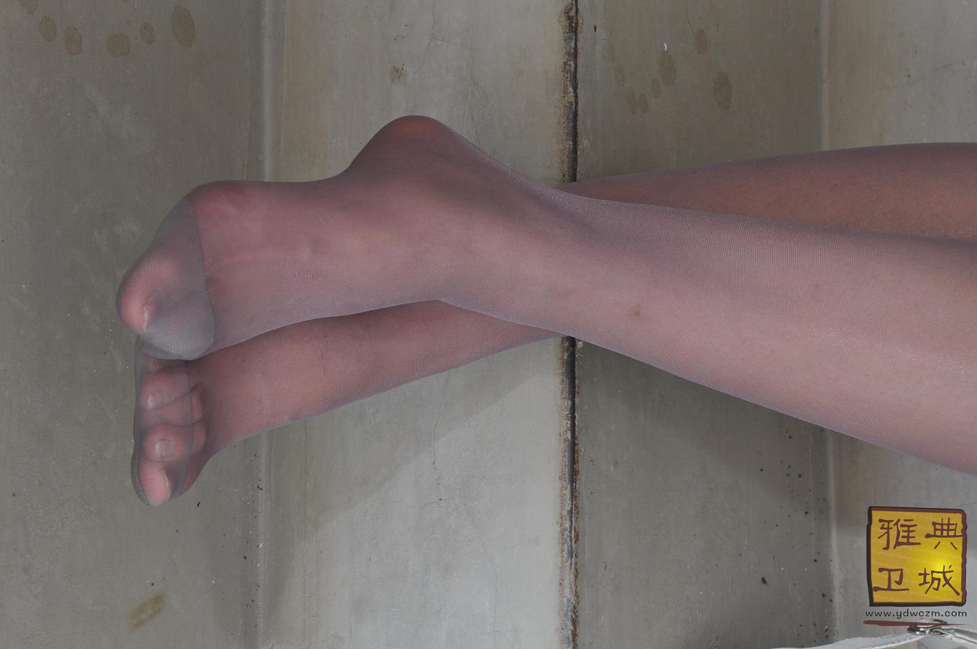 图片[70]-雅典卫城  楼梯间发呆的小姐姐 2010-005 (3) [79P] – 速更版-美库