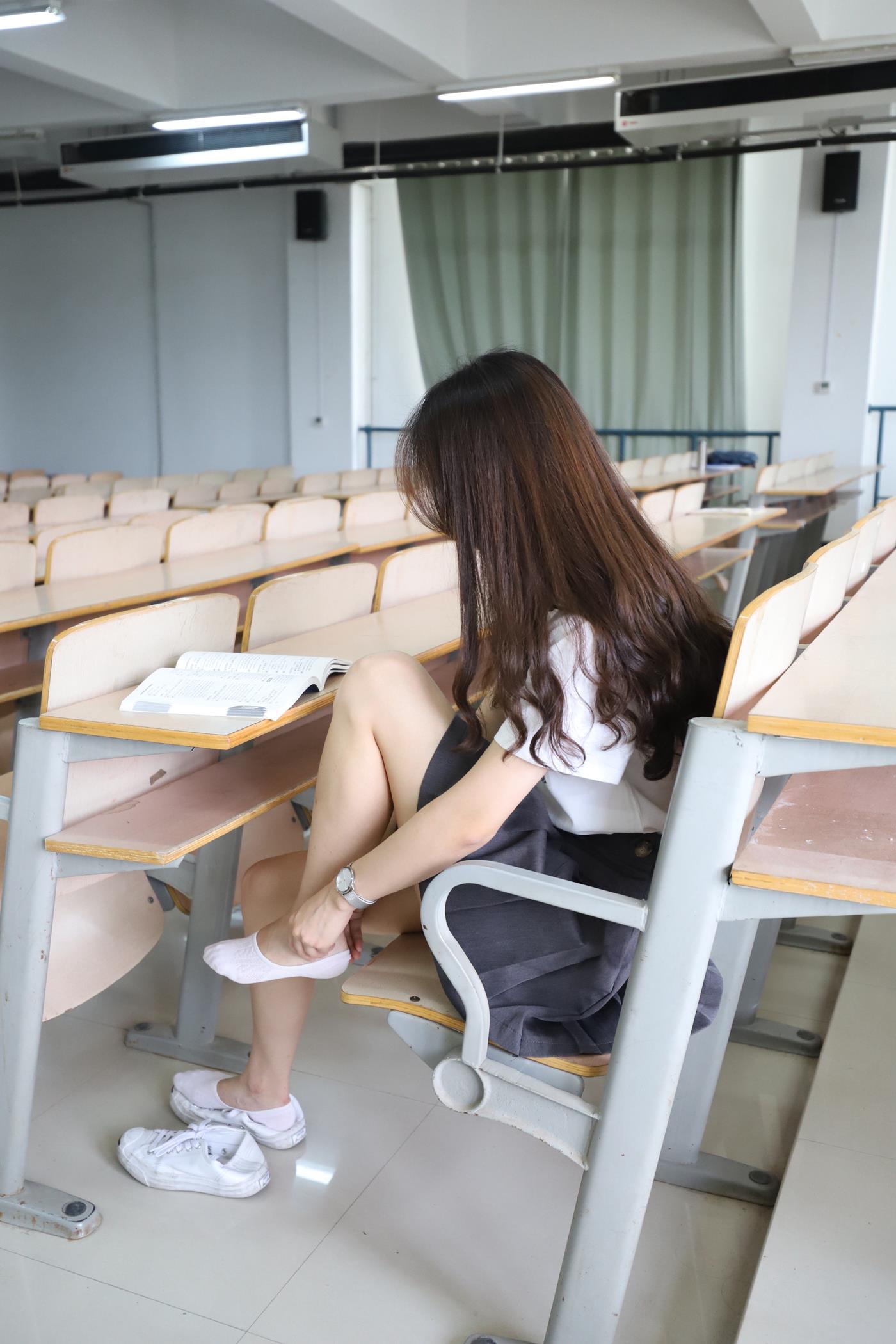 图片[43]-大西瓜爱牙膏-2019 11X活动 模特2（二） 教室短裙船袜 (1) [84P] – 速更版-美库