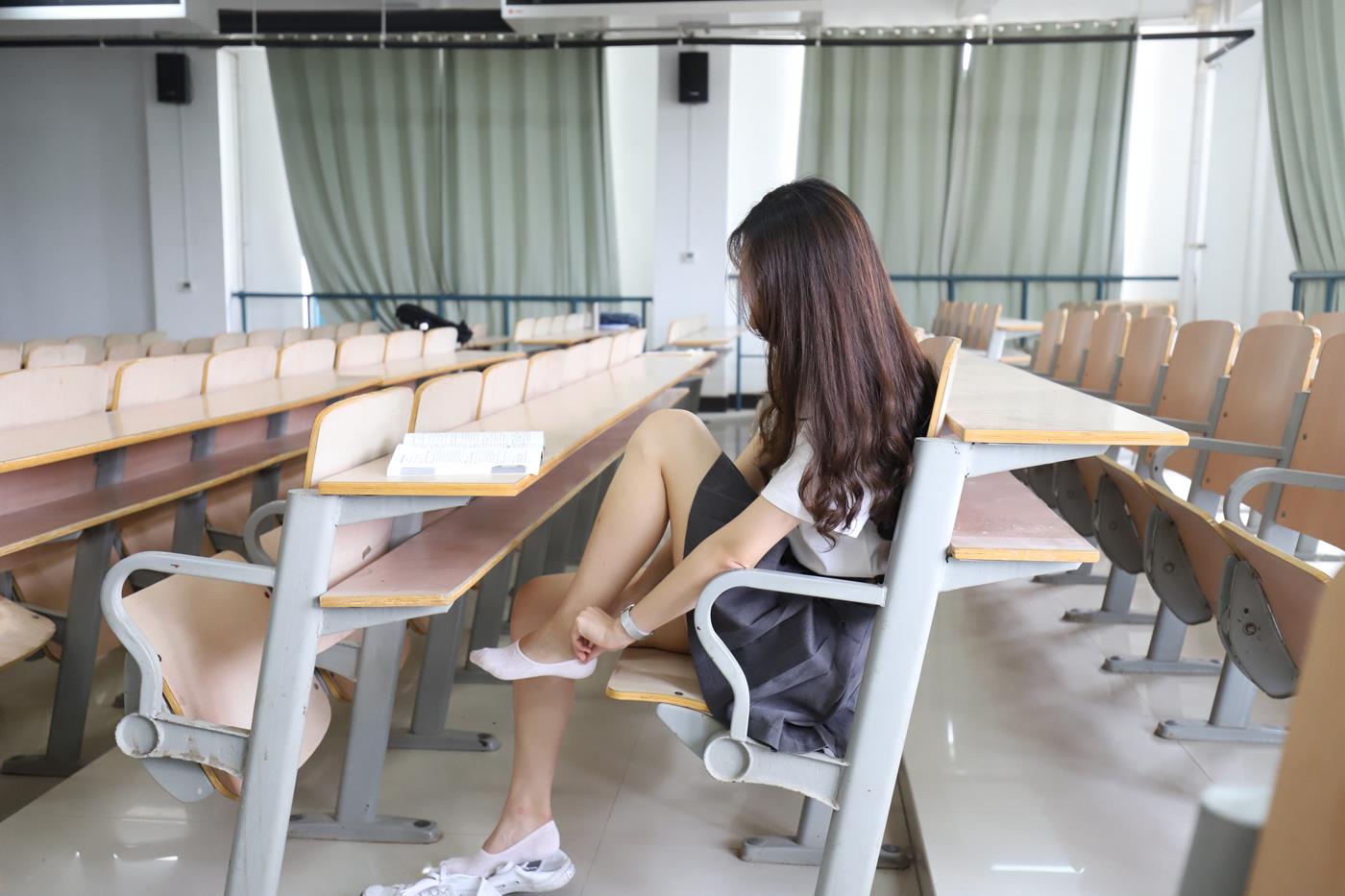 图片[46]-大西瓜爱牙膏-2019 11X活动 模特2（二） 教室短裙船袜 (1) [84P] – 速更版-美库