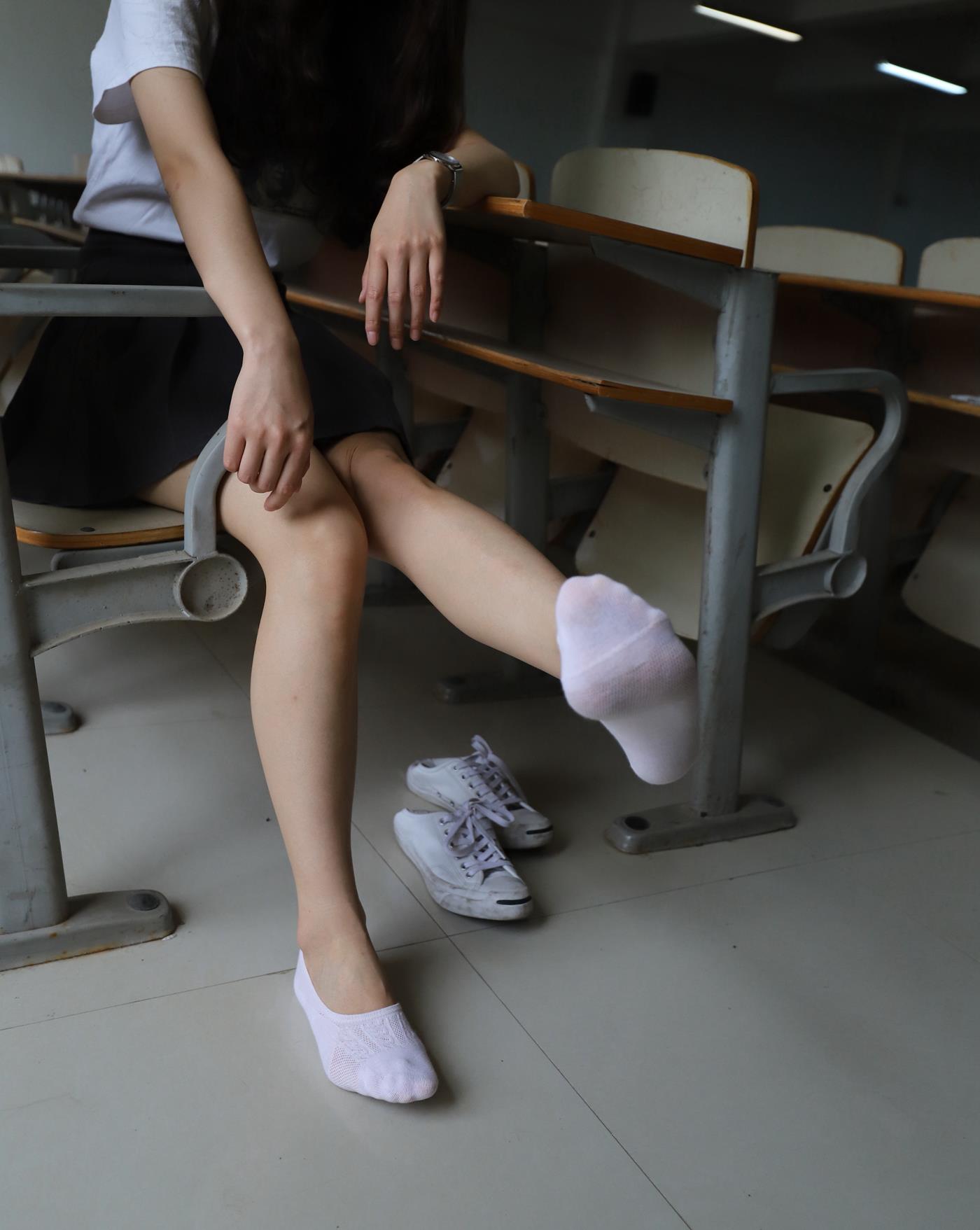 图片[30]-大西瓜爱牙膏-2019 11X活动 模特2（二） 教室短裙船袜 (4) [60P] – 速更版-美库