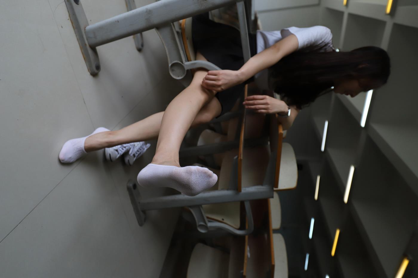 图片[34]-大西瓜爱牙膏-2019 11X活动 模特2（二） 教室短裙船袜 (4) [60P] – 速更版-美库