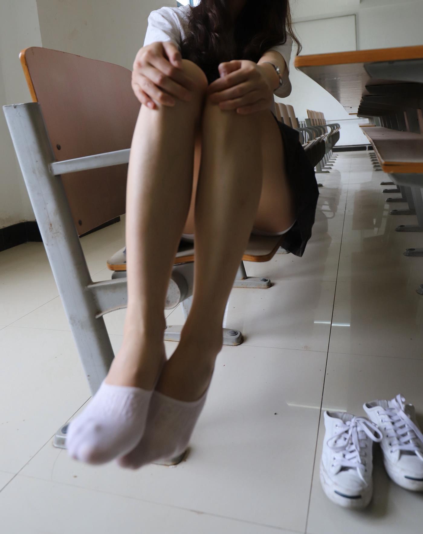 图片[34]-大西瓜爱牙膏-2019 11X活动 模特2（二） 教室短裙船袜 (5) [45P] – 速更版-美库