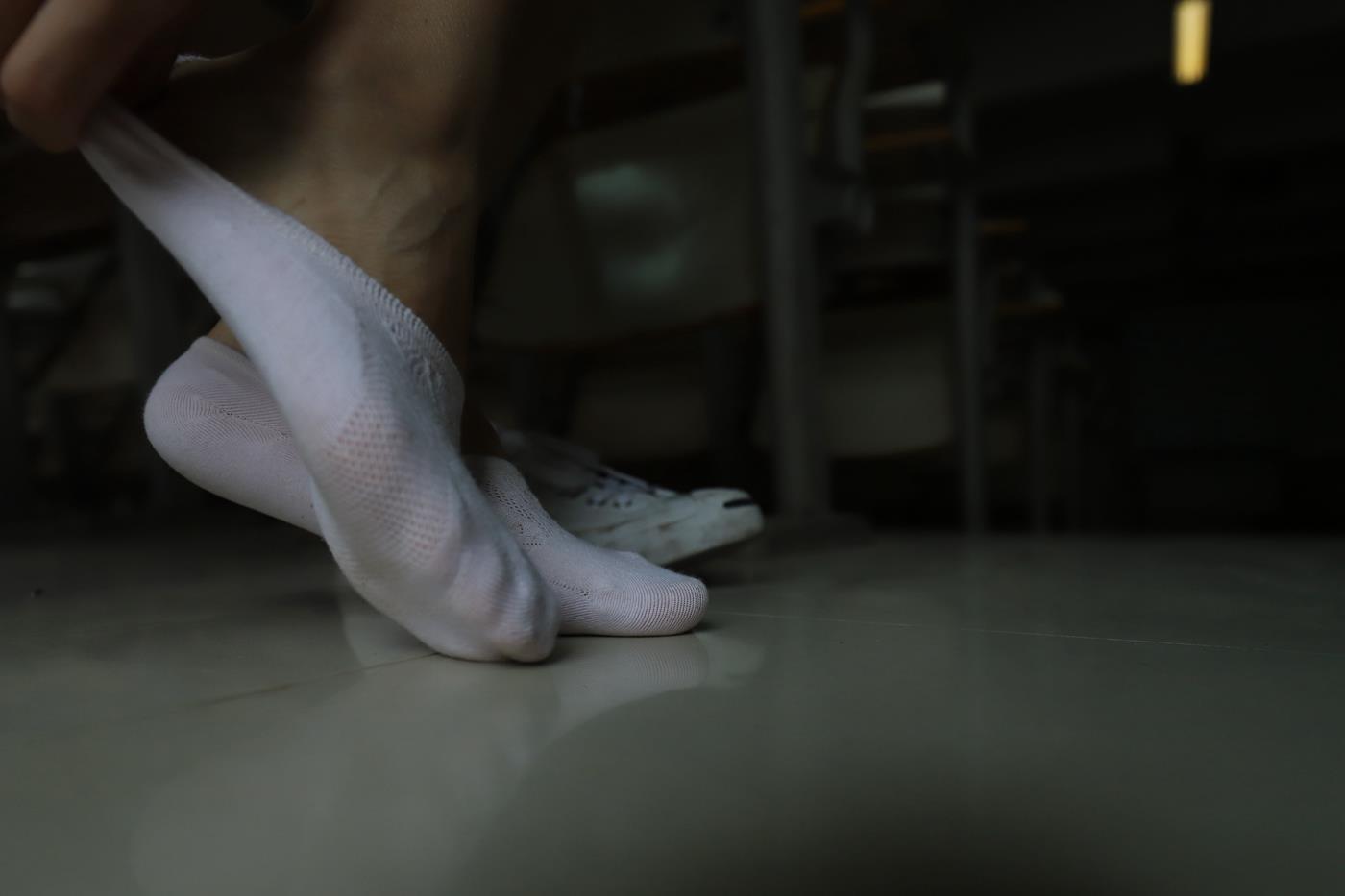 图片[50]-大西瓜爱牙膏-2019 11X活动 模特2（二） 教室短裙船袜 (4) [60P] – 速更版-美库