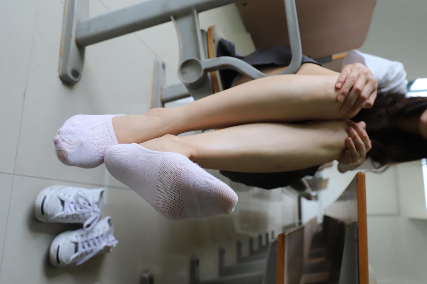 图片[46]-大西瓜爱牙膏-2019 11X活动 模特2（二） 教室短裙船袜 (5) [45P] – 速更版-美库