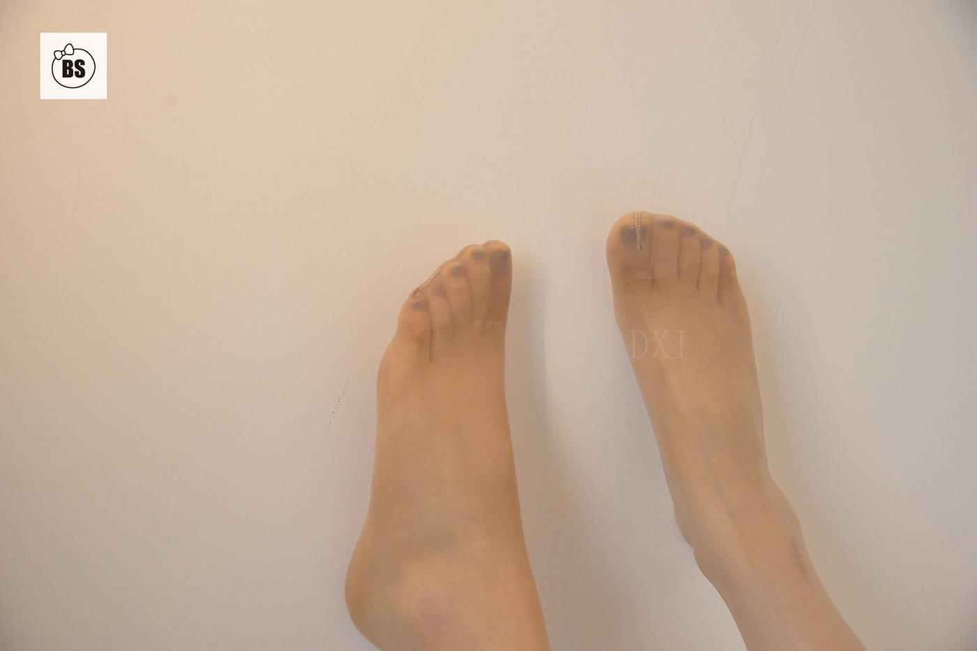 图片[52]-我丝你想 MX037 美西-窝在沙发里 [58P] – 速更版-美库