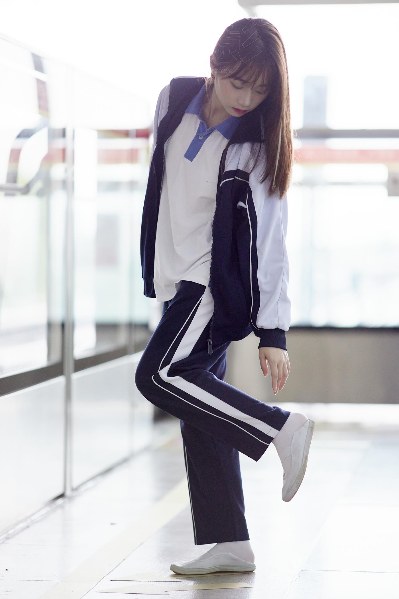 图片[43]-[见新摄影]NO.034 甜美雨天 (1) [84P] – 速更版-美库