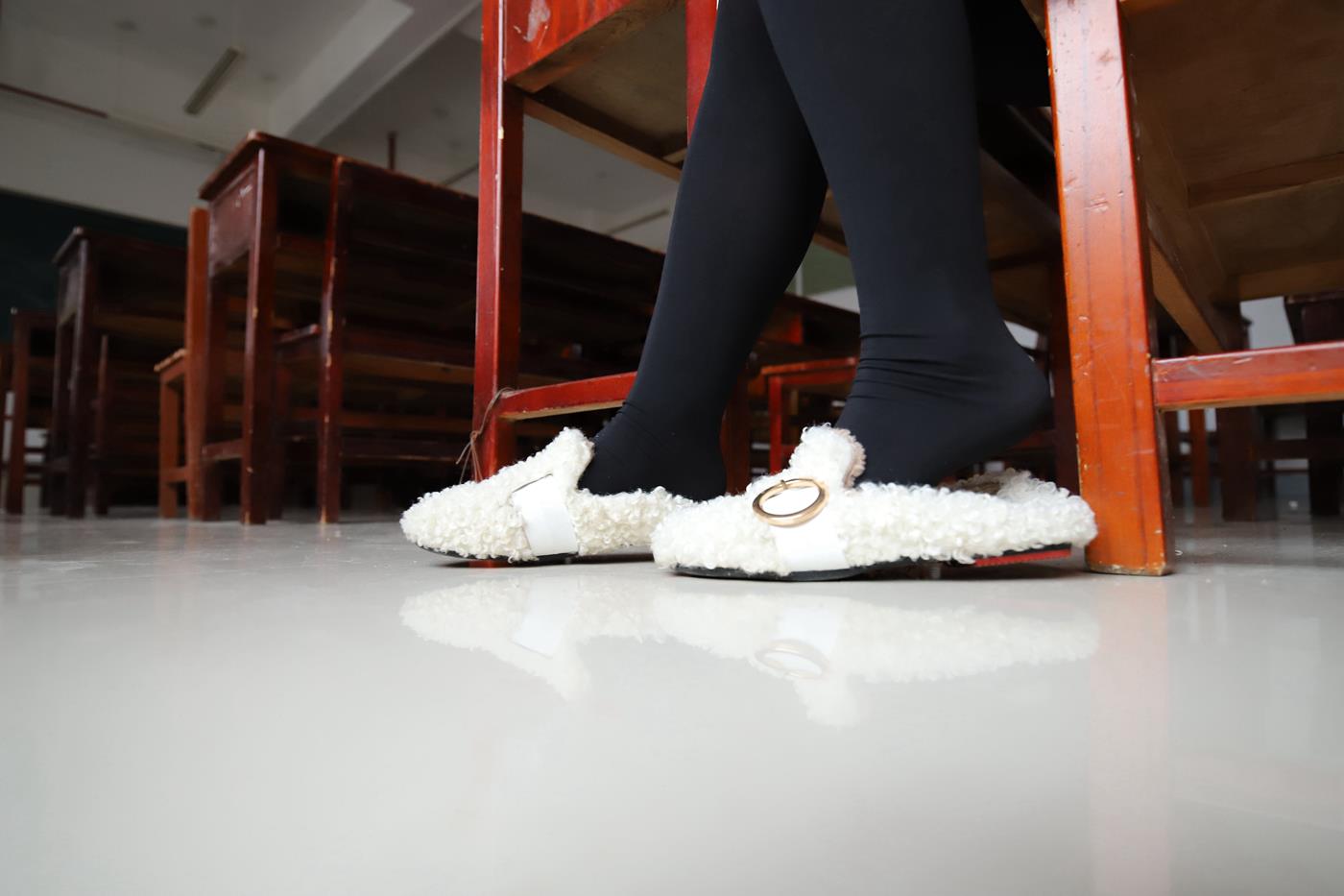 图片[46]-大西瓜爱牙膏-2019 11X活动 模特3（三） 教室黑丝厚长袜 (1) [84P] – 速更版-美库