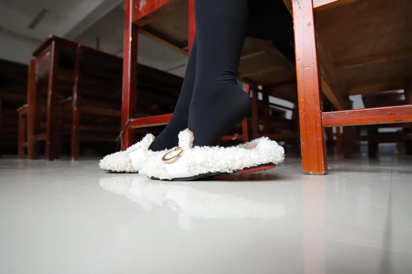 图片[48]-大西瓜爱牙膏-2019 11X活动 模特3（三） 教室黑丝厚长袜 (1) [84P] – 速更版-美库