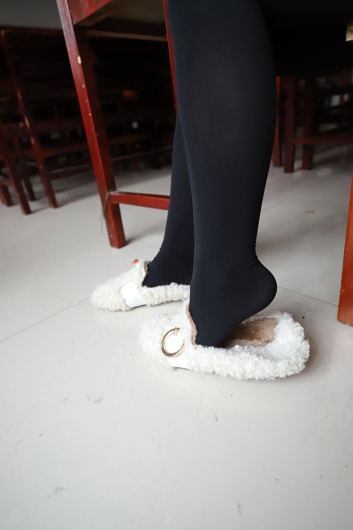 图片[49]-大西瓜爱牙膏-2019 11X活动 模特3（三） 教室黑丝厚长袜 (1) [84P] – 速更版-美库