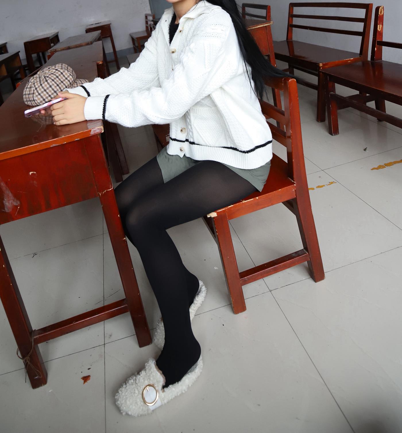 图片[53]-大西瓜爱牙膏-2019 11X活动 模特3（三） 教室黑丝厚长袜 (1) [84P] – 速更版-美库