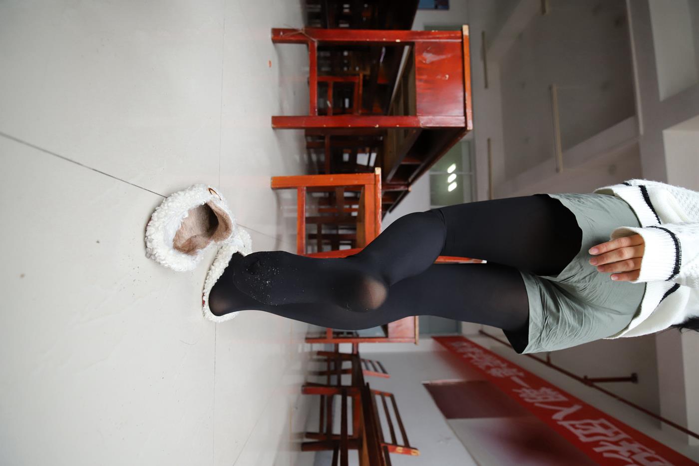 图片[42]-大西瓜爱牙膏-2019 11X活动 模特3（三） 教室黑丝厚长袜 (2) [71P] – 速更版-美库