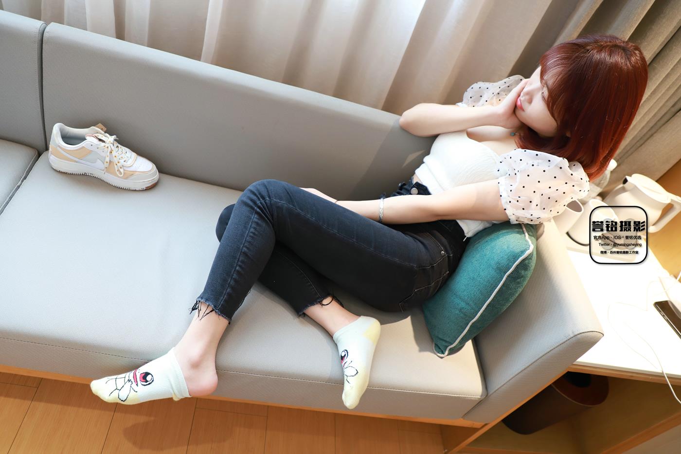 图片[18]-[誉铭传媒]袜足摄影 2022年《2022.06.18专享》(2) [50P] – 速更版-美库