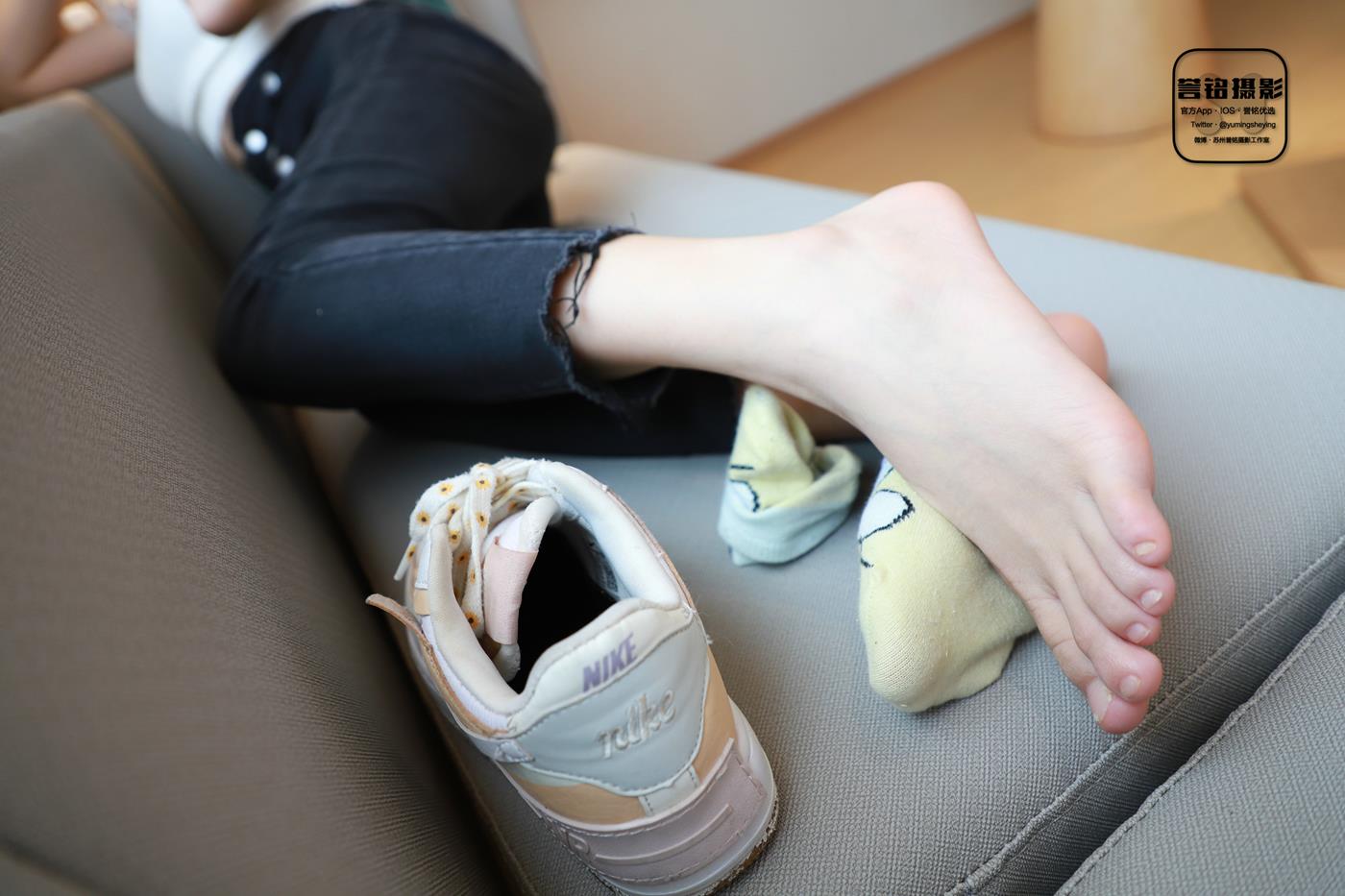 图片[31]-[誉铭传媒]袜足摄影 2022年《2022.06.18专享》(2) [50P] – 速更版-美库
