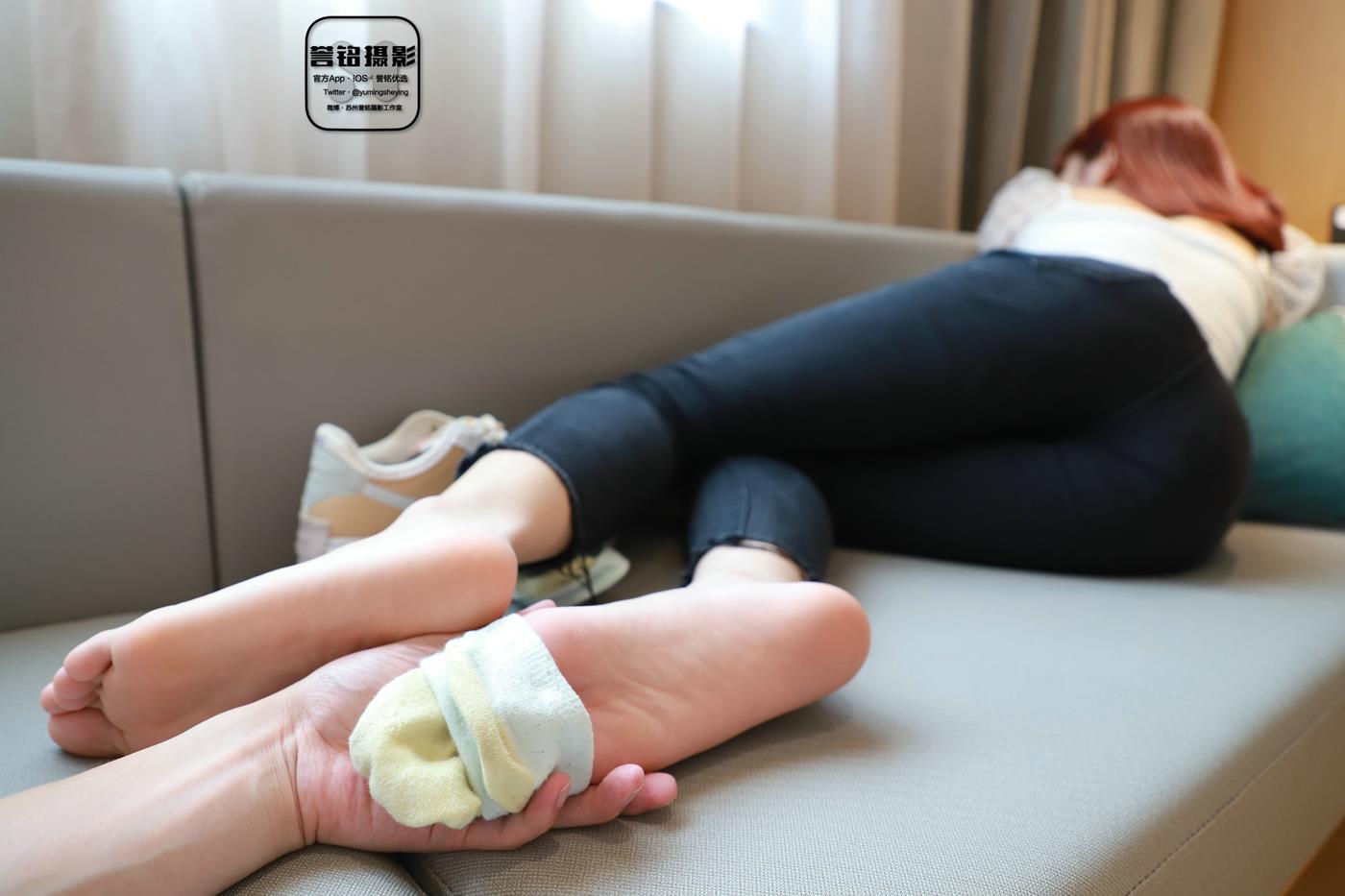 图片[33]-[誉铭传媒]袜足摄影 2022年《2022.06.18专享》(2) [50P] – 速更版-美库