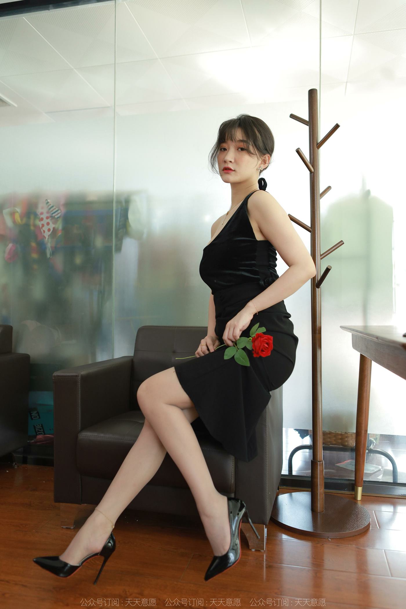 图片[51]-[IESS异思趣向] 耽丝 220720秋秋 [97P] – 速更版-美库