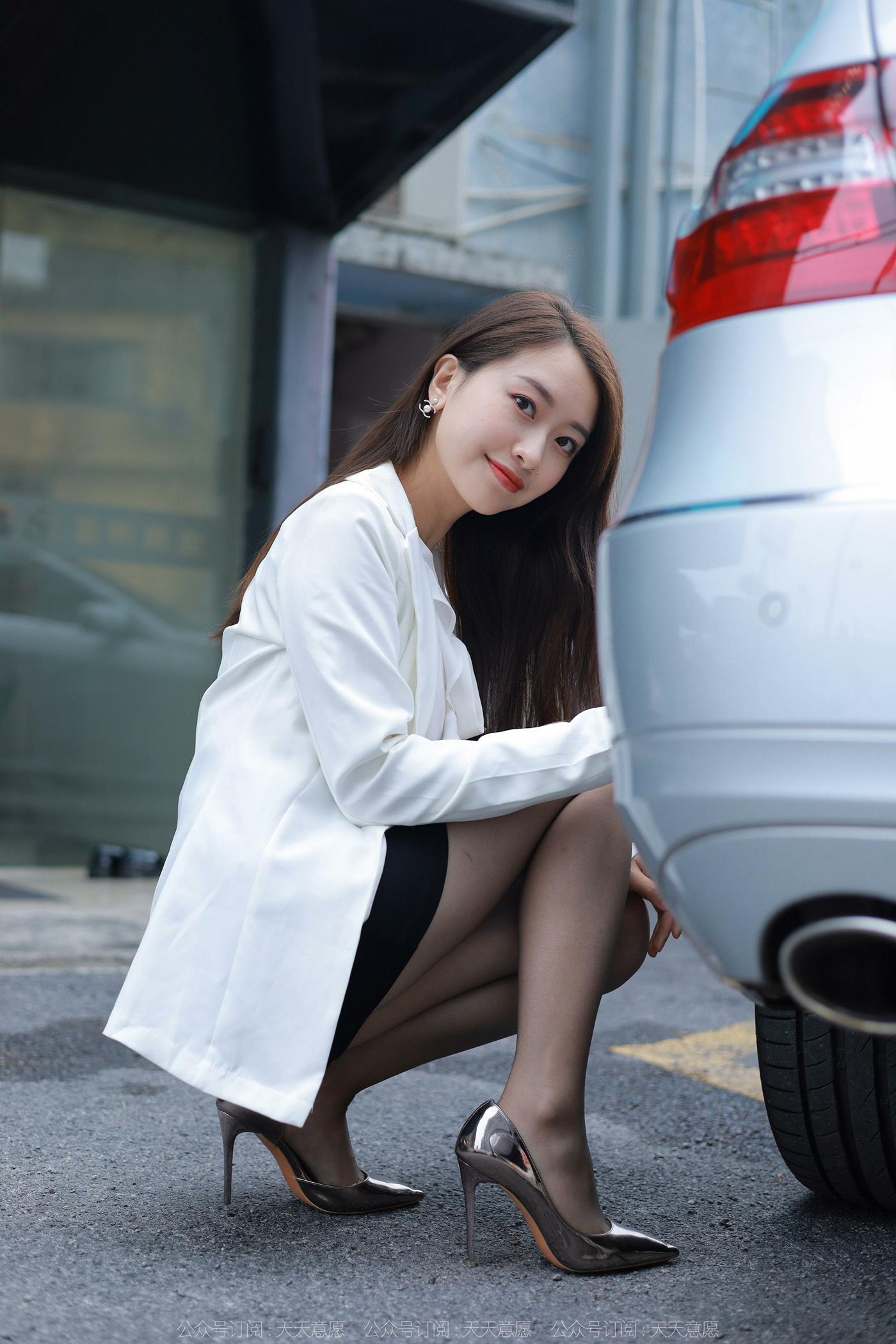 图片[11]-[IESS异思趣向] 2022.06.11 丝享家1114：小婕《冷艳嘿丝》[82P] – 速更版-美库