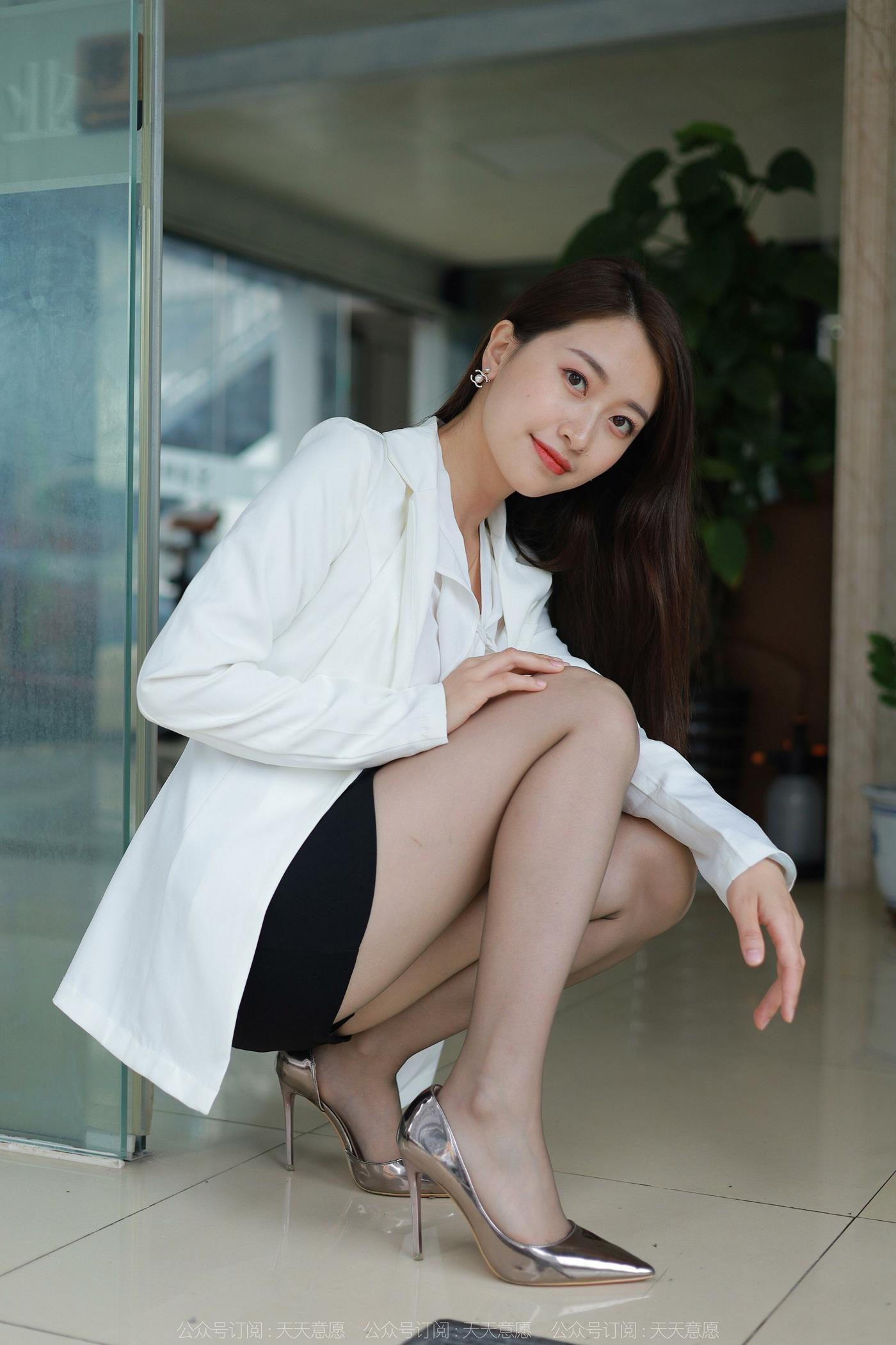 图片[29]-[IESS异思趣向] 2022.06.11 丝享家1114：小婕《冷艳嘿丝》[82P] – 速更版-美库