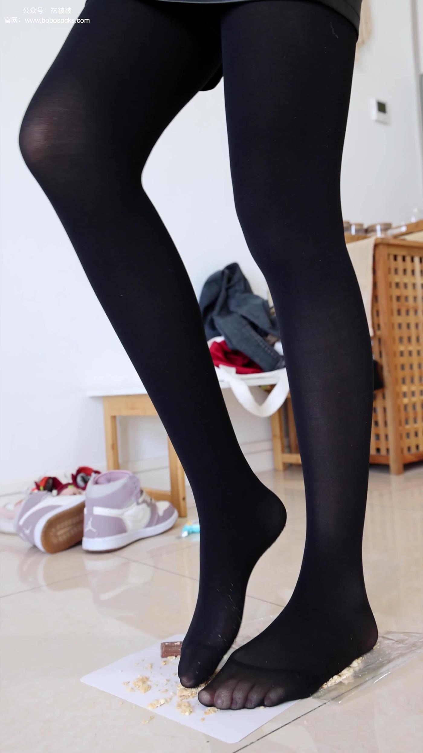 图片[44]-[BoBoSocks袜啵啵]积分限定作品 NO.001 小甜豆-平底鞋、厚黑丝、厚肉丝、踩东西剧情[44P] – 速更版-美库