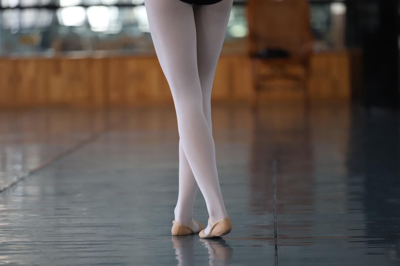 图片[32]-大西瓜爱牙膏-2019 11X活动 模特5（五） 舞蹈室芭蕾服 (1) [84P] – 速更版-美库