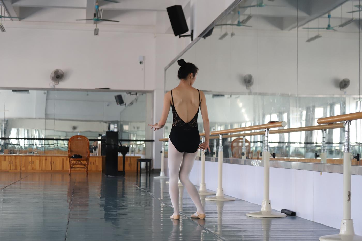 图片[70]-大西瓜爱牙膏-2019 11X活动 模特5（五） 舞蹈室芭蕾服 (1) [84P] – 速更版-美库