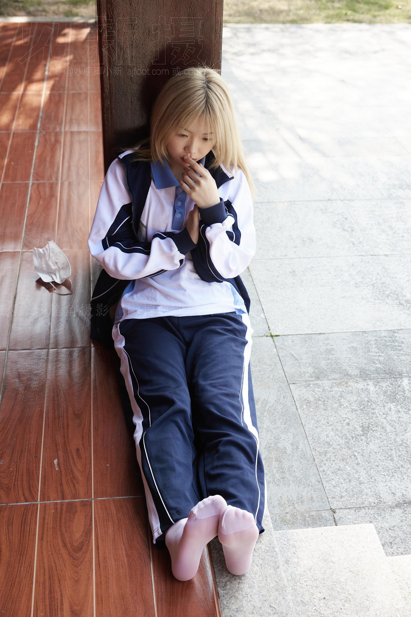 图片[10]-[见新摄影]NO.038 黄头发甜美甜美小姐姐 – 最后合作 (1) [64P] – 速更版-美库