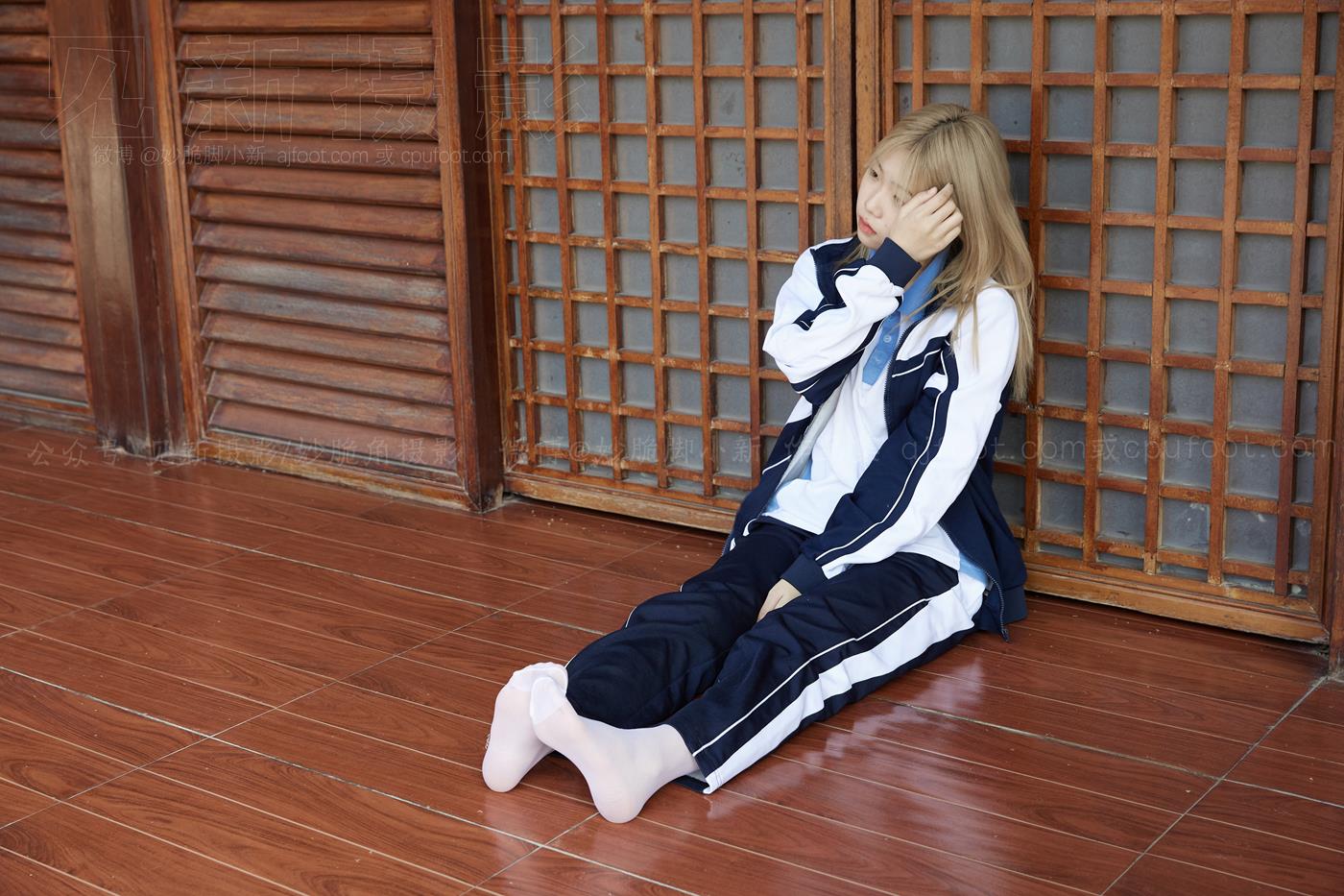 图片[30]-[见新摄影]NO.038 黄头发甜美甜美小姐姐 – 最后合作 (1) [64P] – 速更版-美库