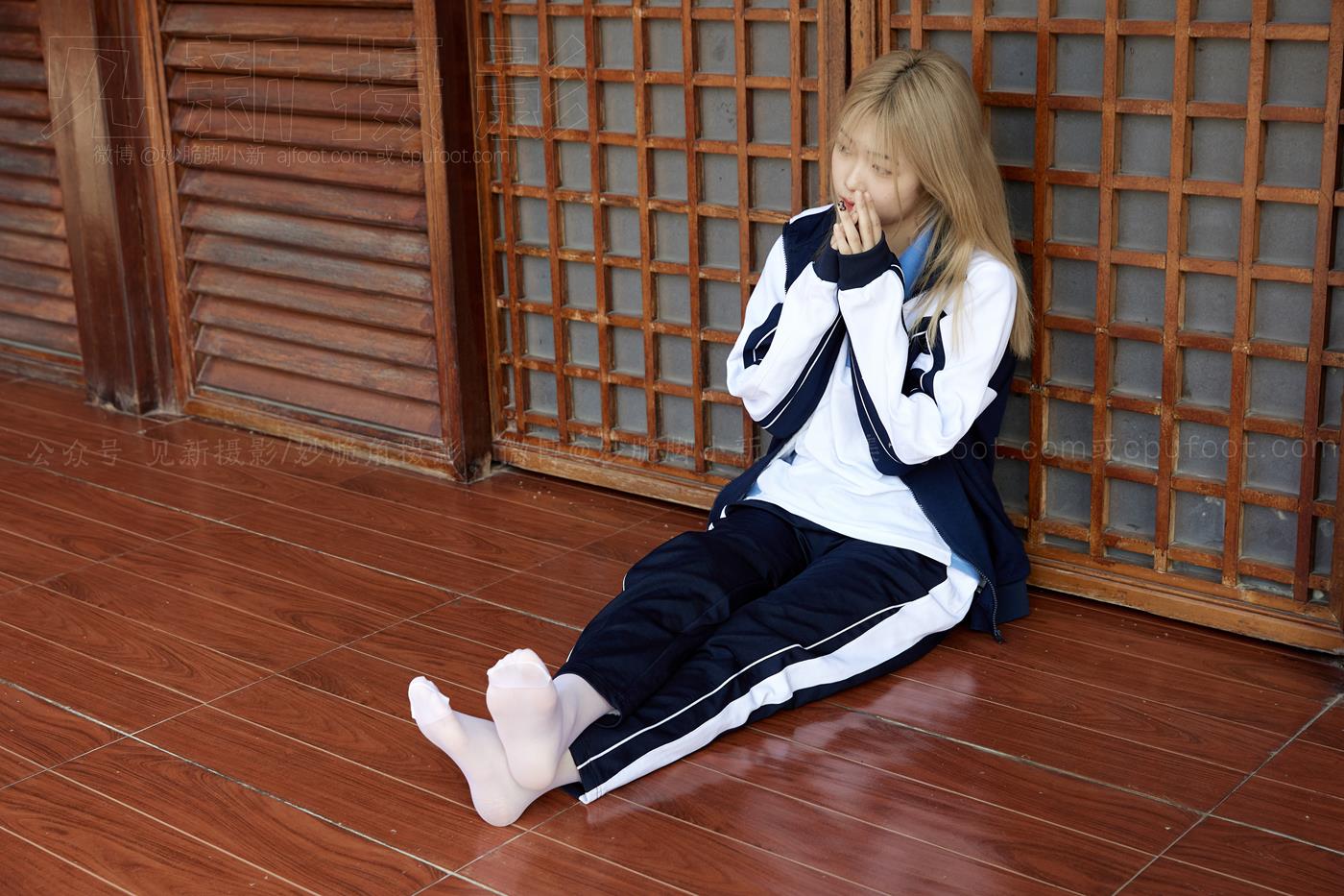 图片[32]-[见新摄影]NO.038 黄头发甜美甜美小姐姐 – 最后合作 (1) [64P] – 速更版-美库