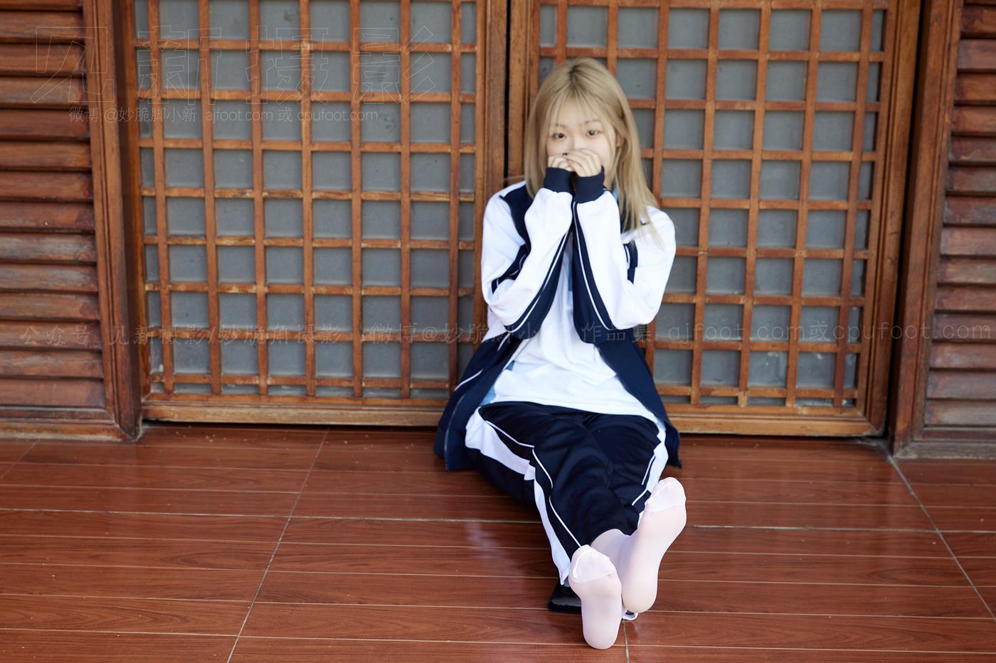 图片[33]-[见新摄影]NO.038 黄头发甜美甜美小姐姐 – 最后合作 (1) [64P] – 速更版-美库