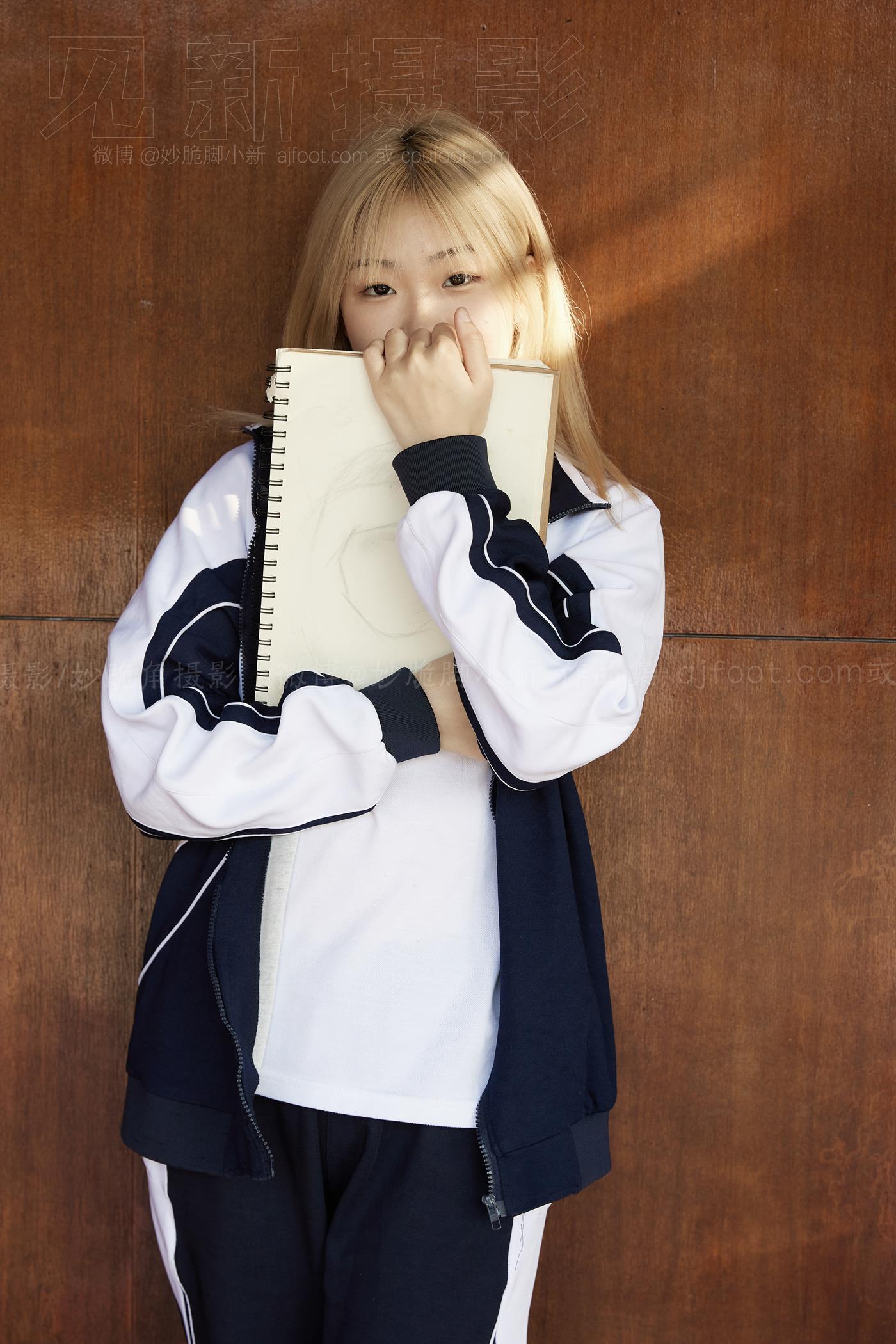 图片[34]-[见新摄影]NO.038 黄头发甜美甜美小姐姐 – 最后合作 (2) [56P] – 速更版-美库