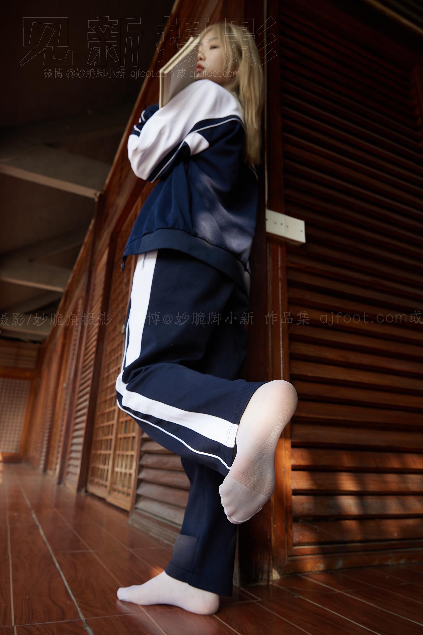 图片[36]-[见新摄影]NO.038 黄头发甜美甜美小姐姐 – 最后合作 (2) [56P] – 速更版-美库