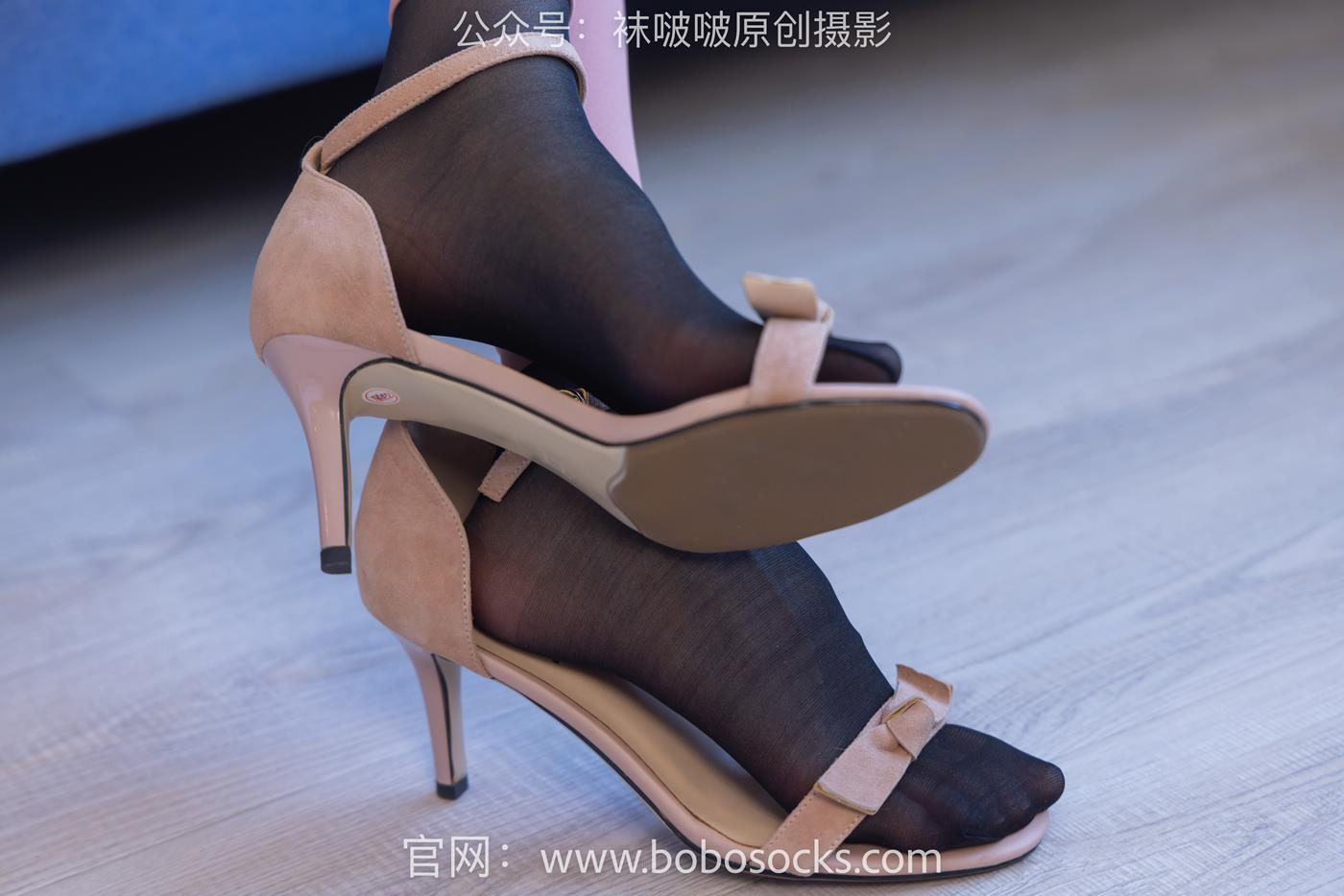 图片[13]-[BoBoSocks袜啵啵]NO.140 稚予-高跟鞋、瑜伽裤裤里丝、肉丝、黑丝 (2) [55P] – 速更版-美库