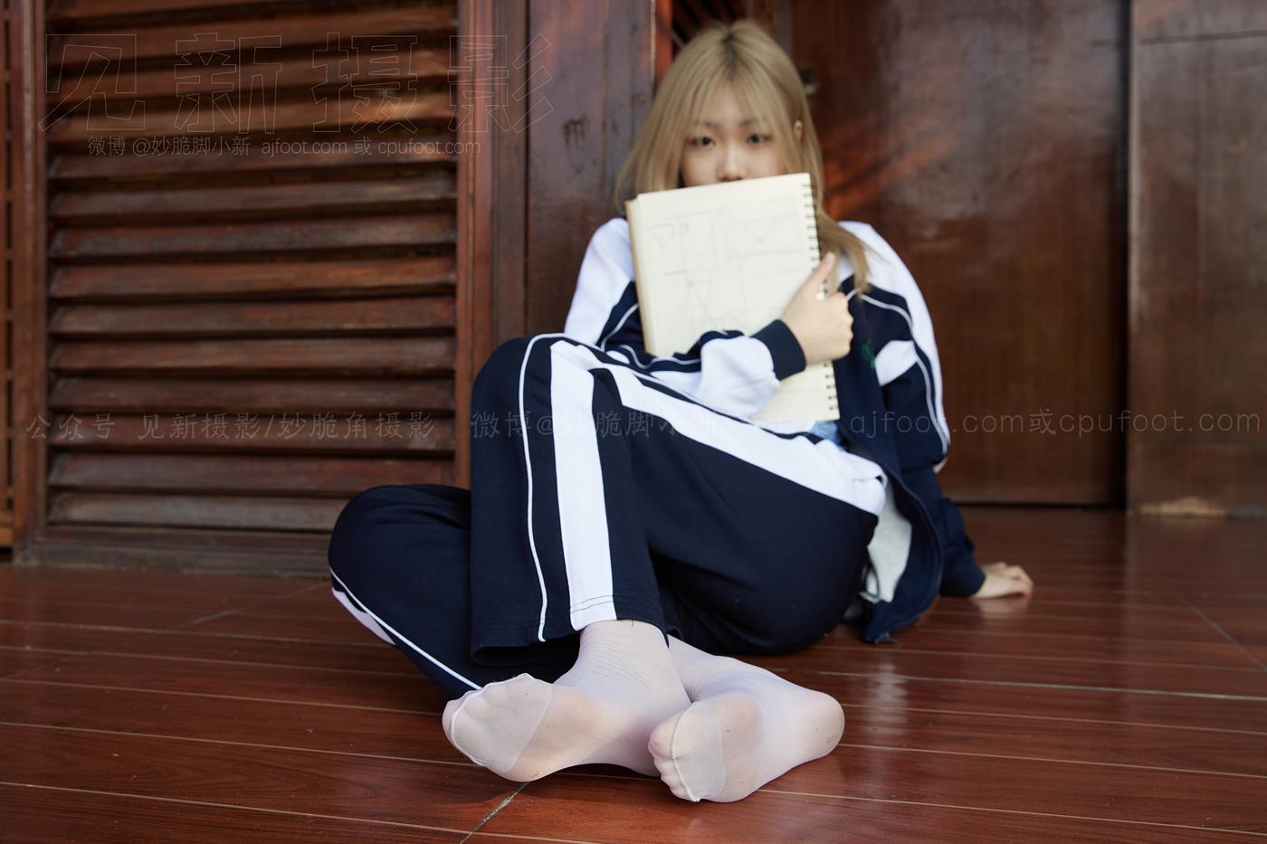 图片[48]-[见新摄影]NO.038 黄头发甜美甜美小姐姐 – 最后合作 (2) [56P] – 速更版-美库