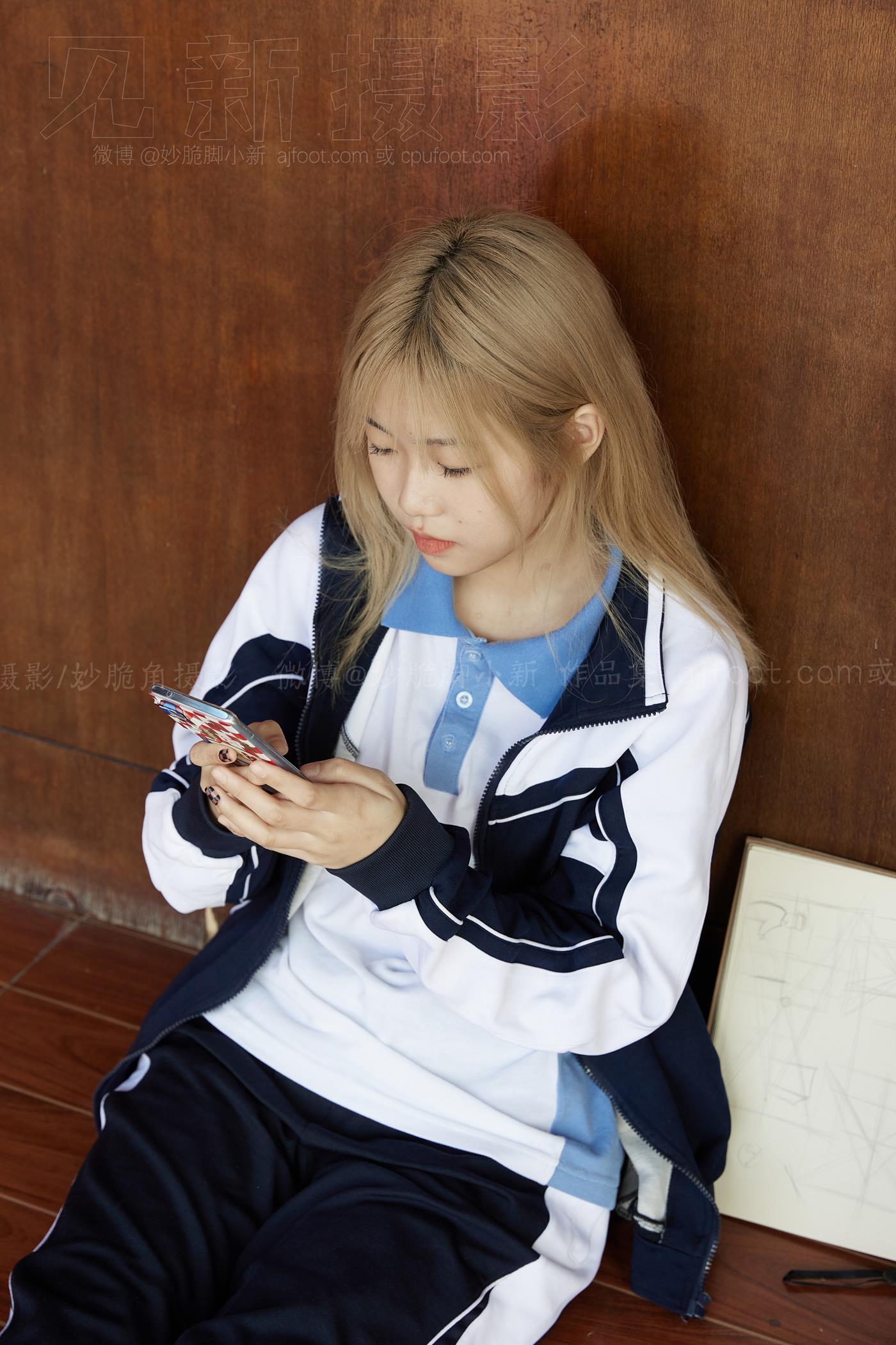 图片[56]-[见新摄影]NO.038 黄头发甜美甜美小姐姐 – 最后合作 (2) [56P] – 速更版-美库