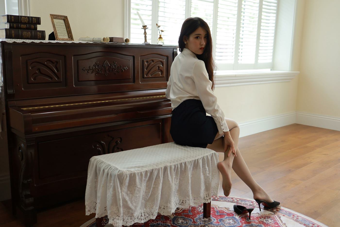 图片[30]-[IESS异思趣向] 耽丝 220724小宝 [83P] – 速更版-美库