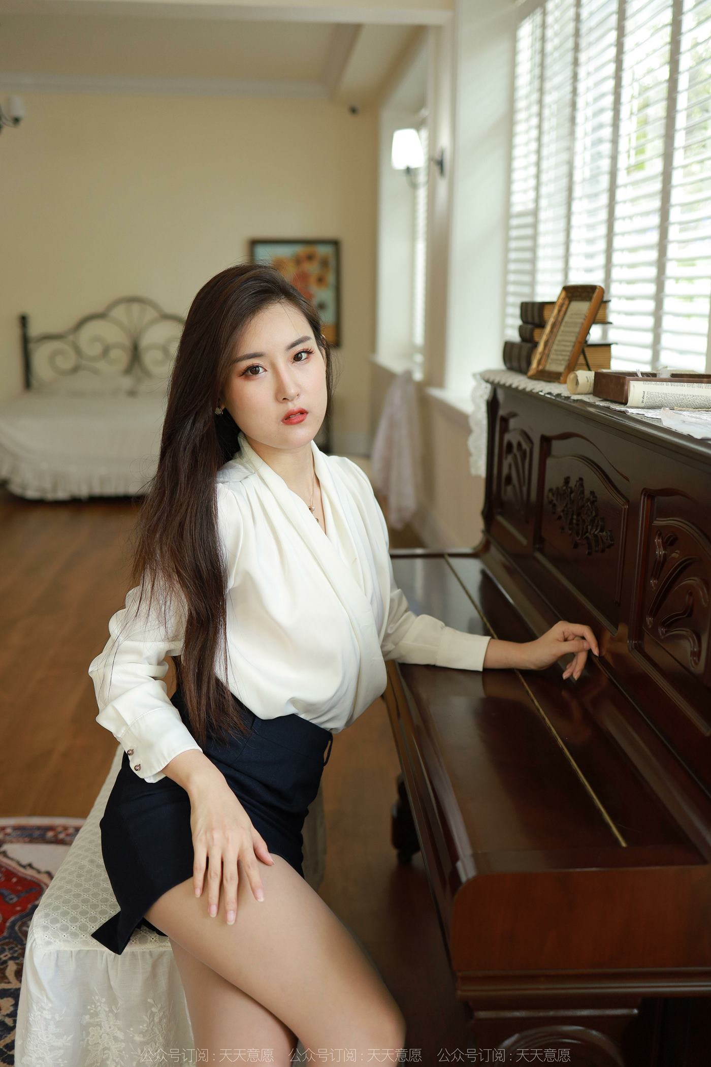 图片[35]-[IESS异思趣向] 耽丝 220724小宝 [83P] – 速更版-美库