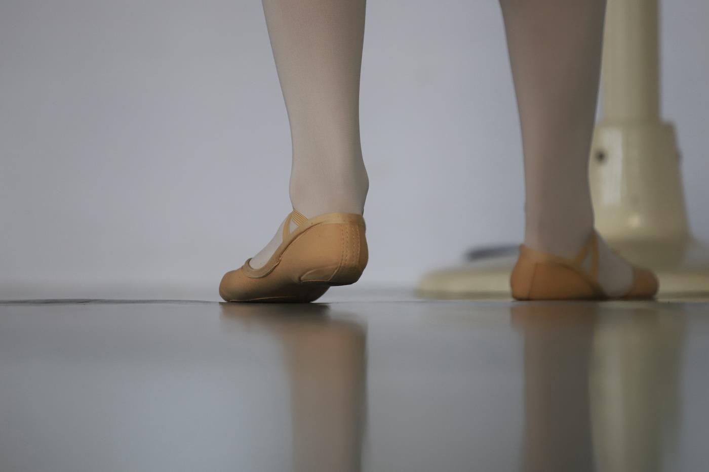 图片[13]-大西瓜爱牙膏-2019 11X活动 模特5（五） 舞蹈室芭蕾服 (2) [84P] – 速更版-美库