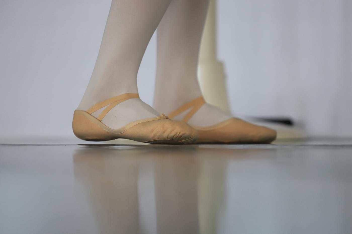 图片[26]-大西瓜爱牙膏-2019 11X活动 模特5（五） 舞蹈室芭蕾服 (2) [84P] – 速更版-美库