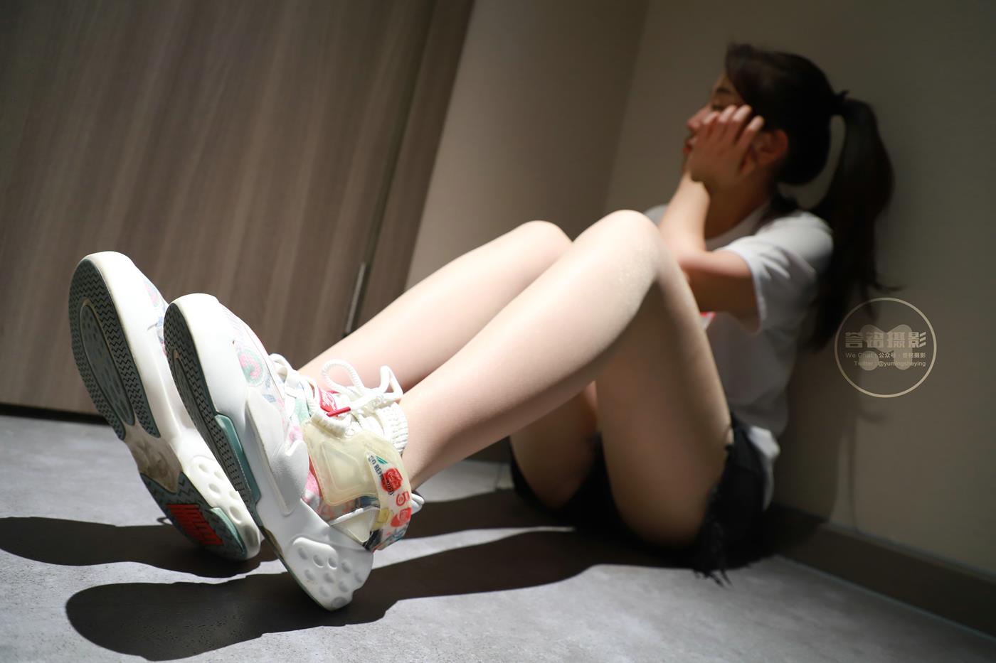 图片[22]-[誉铭传媒]袜足摄影 2022年《2022微信群第2套》[83P] – 速更版-美库
