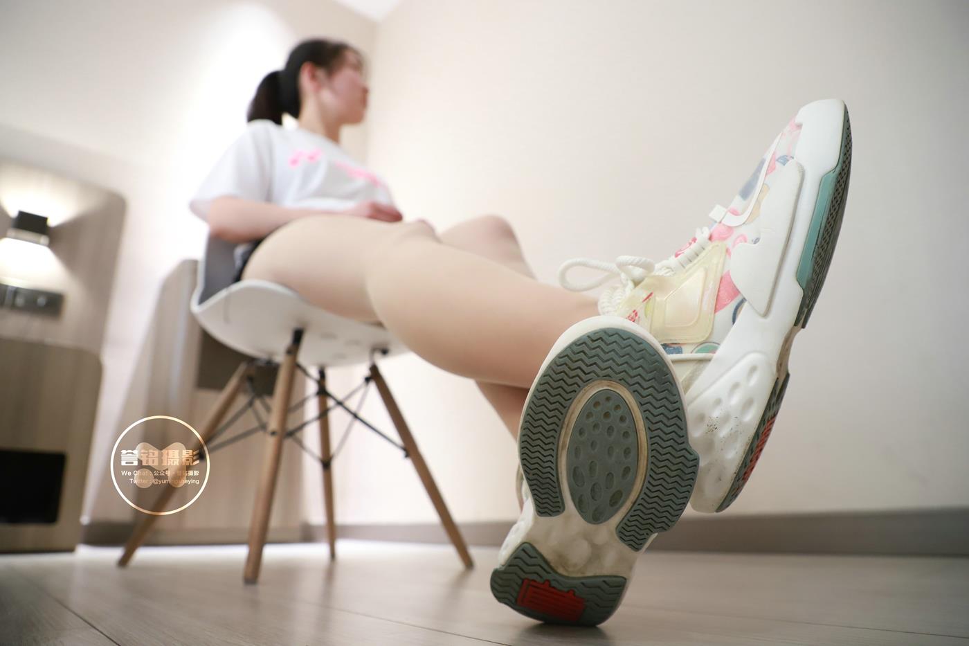 图片[29]-[誉铭传媒]袜足摄影 2022年《2022微信群第2套》[83P] – 速更版-美库