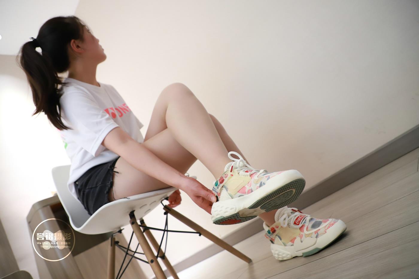 图片[31]-[誉铭传媒]袜足摄影 2022年《2022微信群第2套》[83P] – 速更版-美库