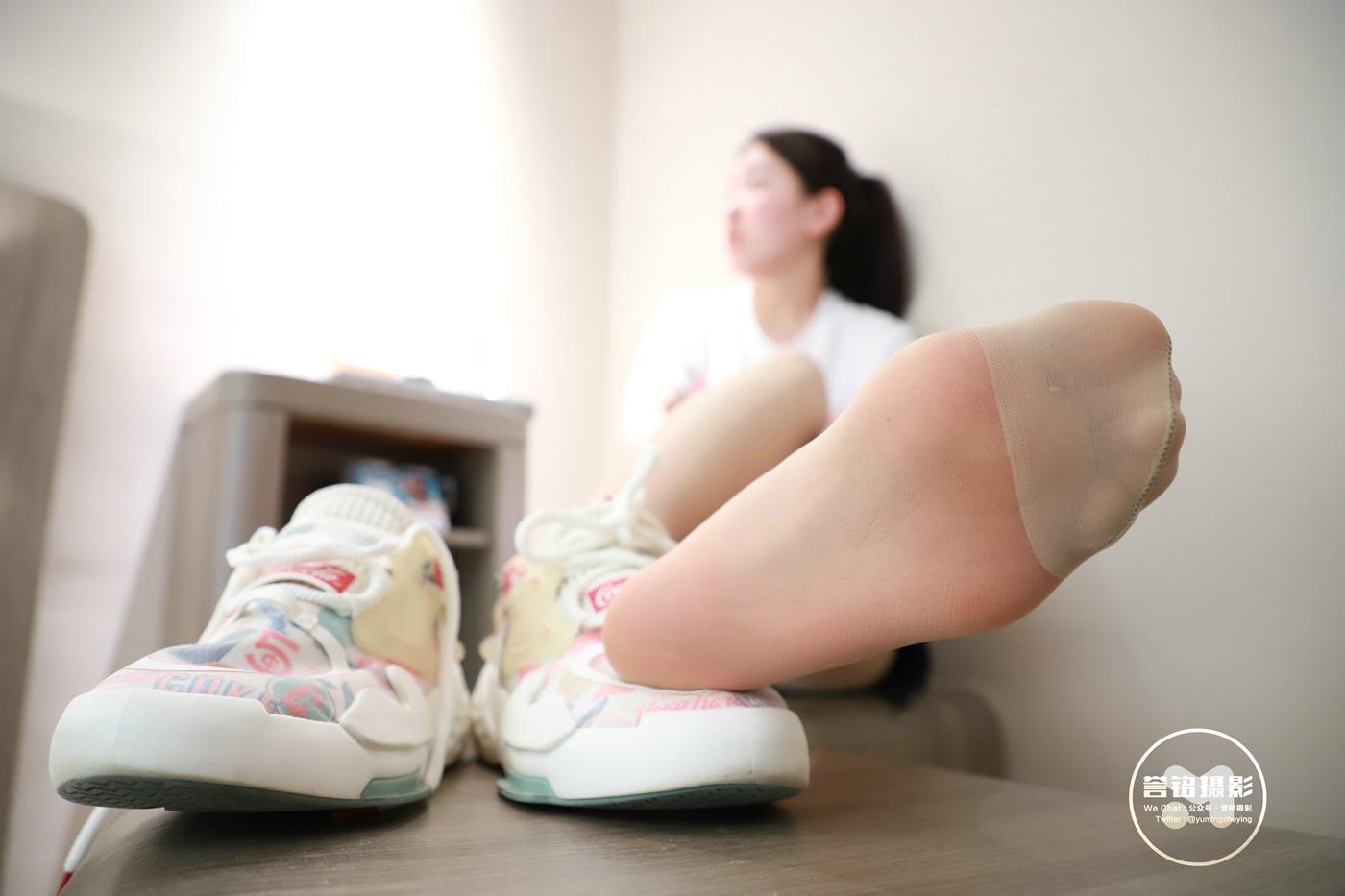 图片[45]-[誉铭传媒]袜足摄影 2022年《2022微信群第2套》[83P] – 速更版-美库