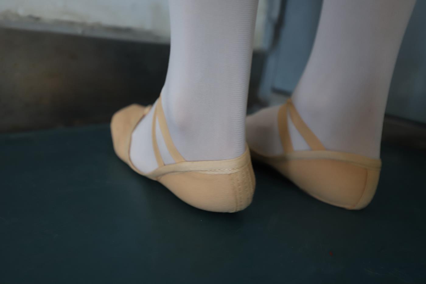 图片[14]-大西瓜爱牙膏-2019 11X活动 模特5（五） 舞蹈室芭蕾服 (4) [55P] – 速更版-美库