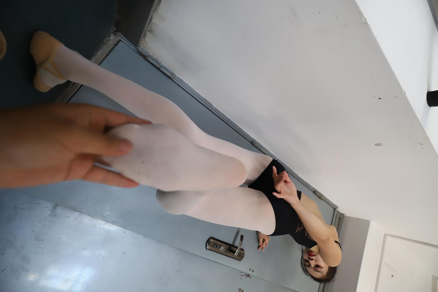 图片[21]-大西瓜爱牙膏-2019 11X活动 模特5（五） 舞蹈室芭蕾服 (4) [55P] – 速更版-美库